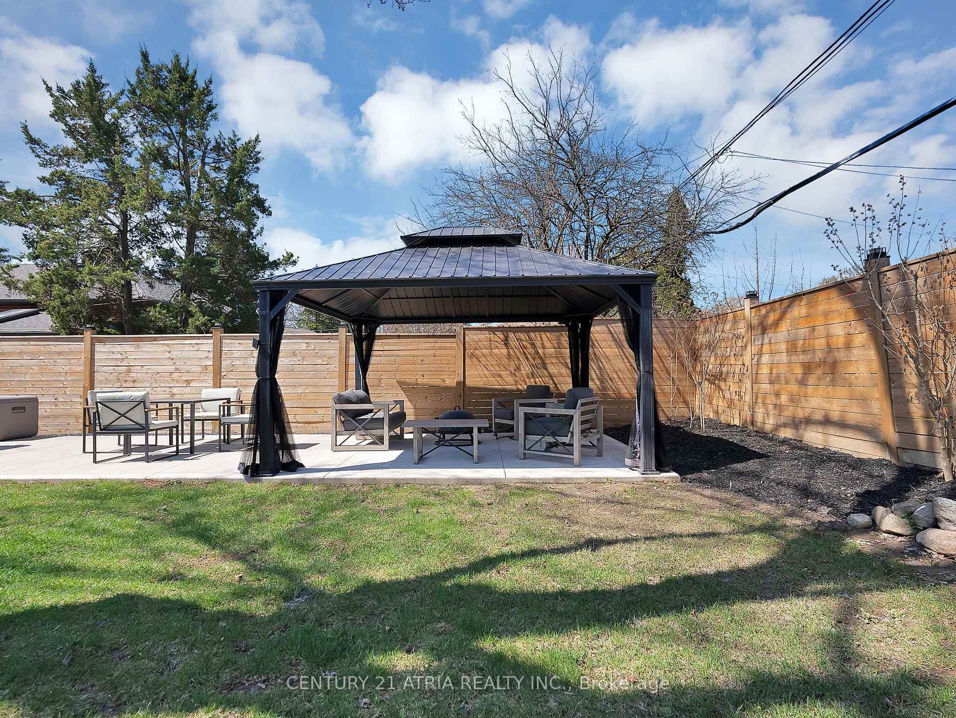 10 Dunrobin Drive - Detached photo 34 of 40 in Etobicoke (Islington / Rexdale), Ontario