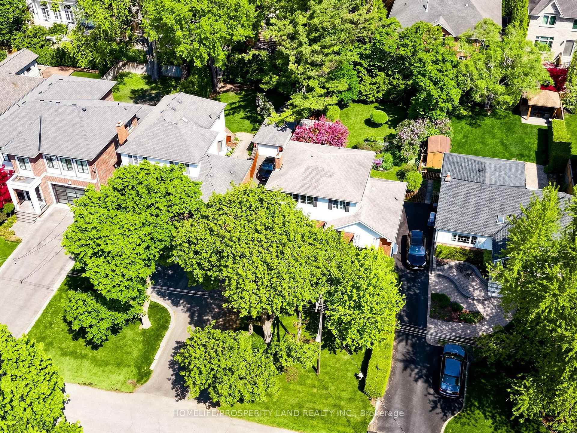 18 Orrell Avenue - Detached photo 4 of 17 in Etobicoke (Islington / Rexdale), Ontario