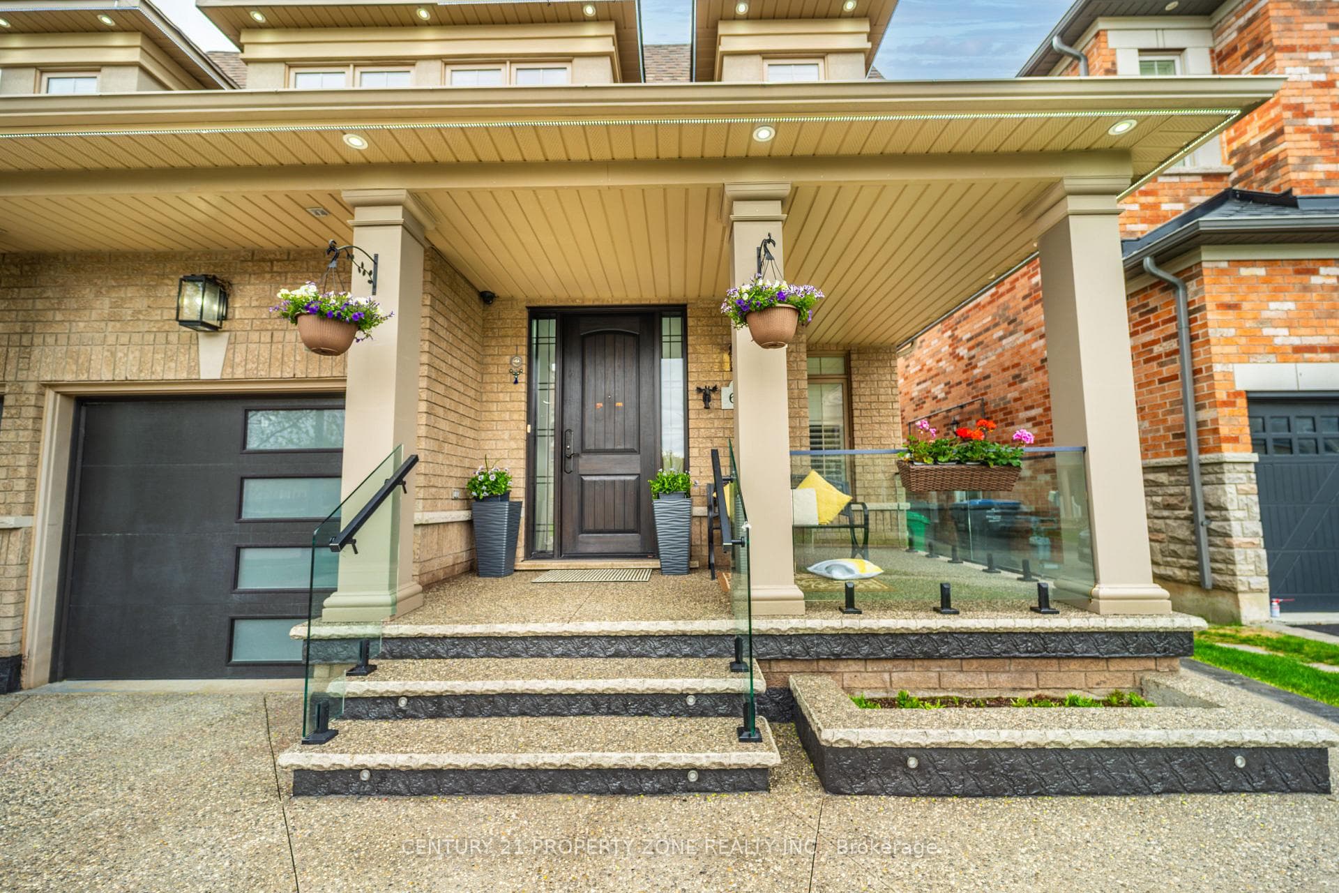 62 Impulse Circle - Detached photo 2 of 49 in Brampton, Ontario