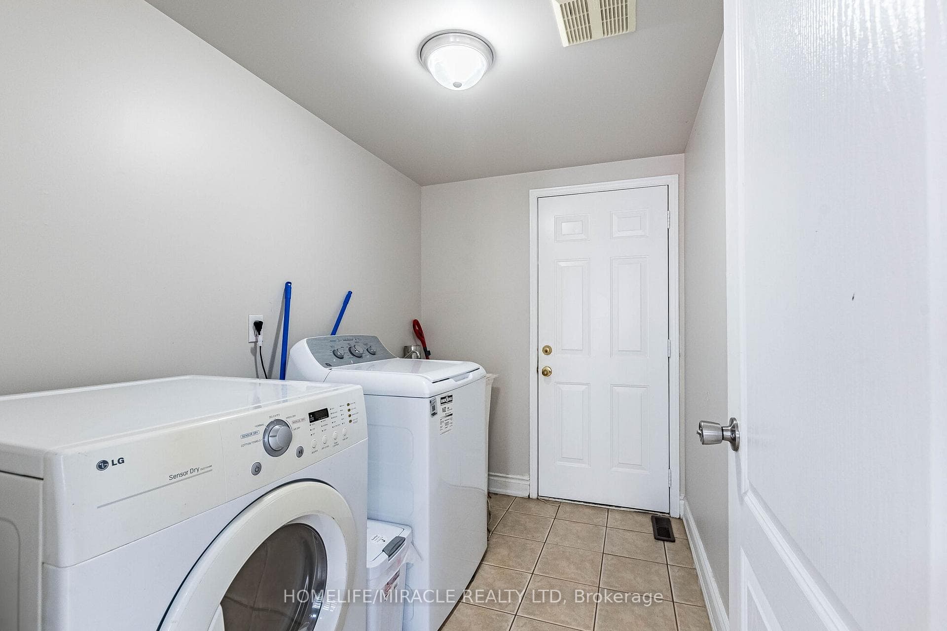 363 Van Kirk Drive - Detached photo 22 of 50 in Brampton, Ontario