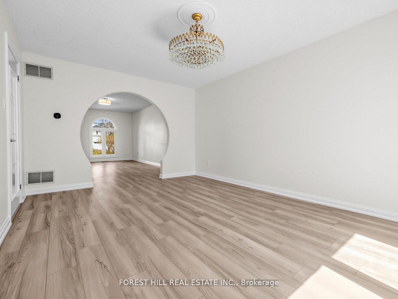 477 Cummer Avenue - Detached photo 13 of 50 in Willowdale / Newtonbrook, Ontario