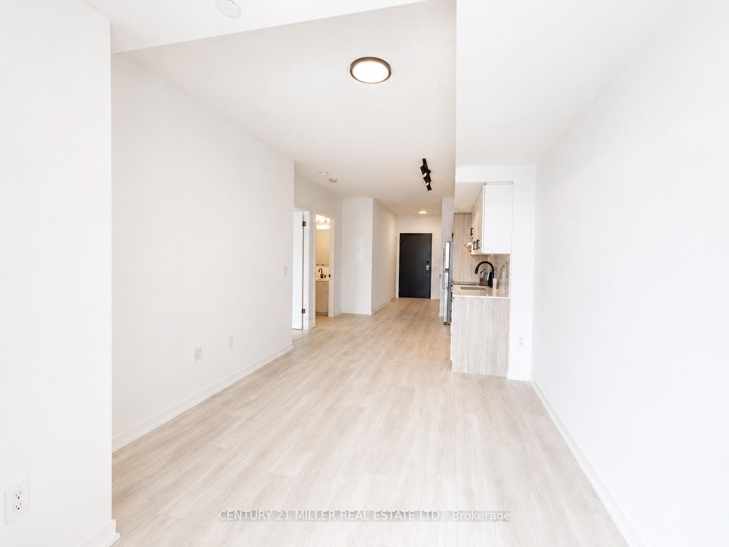 4878 Power Common Unit D811 - Condo photo 14 of 24 in Burlington, Ontario
