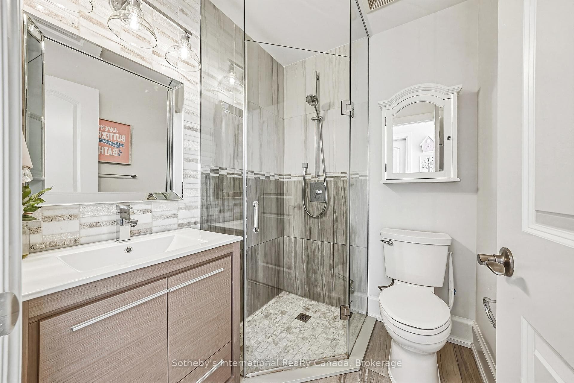 476 Patricia Drive - Detached photo 28 of 49 in Burlington, Ontario