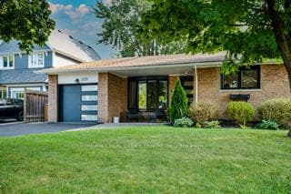 2221 Wyandotte Drive - home for sale in Oakville, Ontario