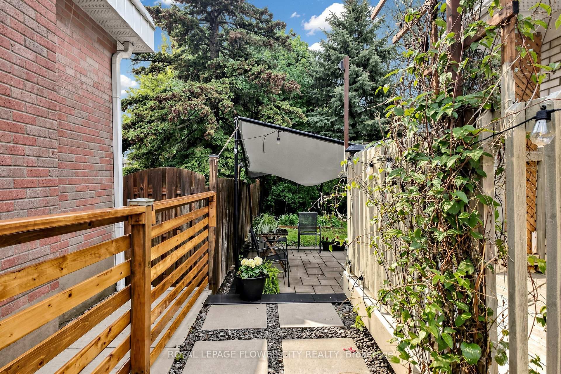 206 Mcmurchy Avenue - Detached photo 48 of 50 in Brampton, Ontario