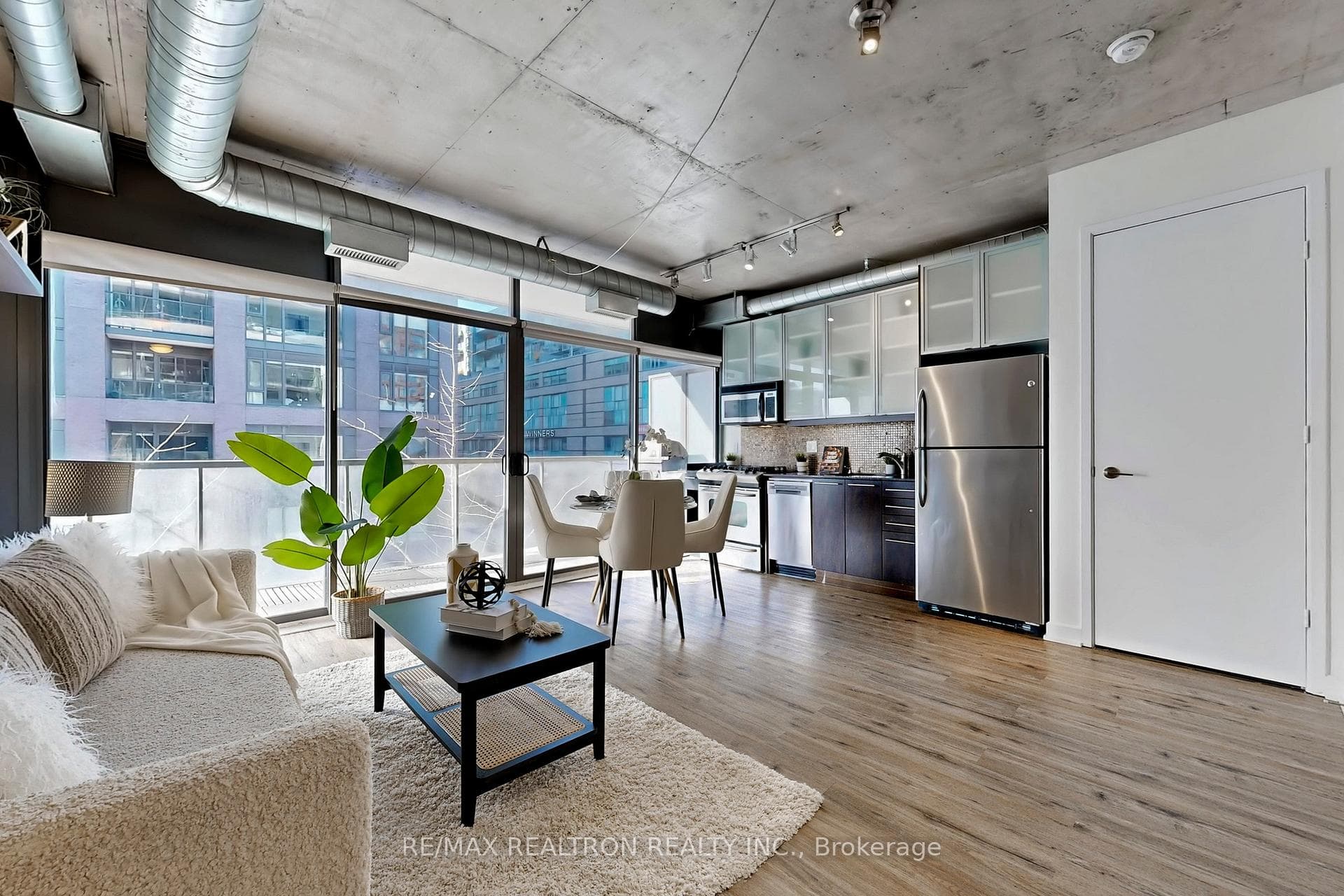 533 Richmond Street Unit 408 - Condo photo 1 of 23 in Downtown Toronto / Waterfront, Ontario