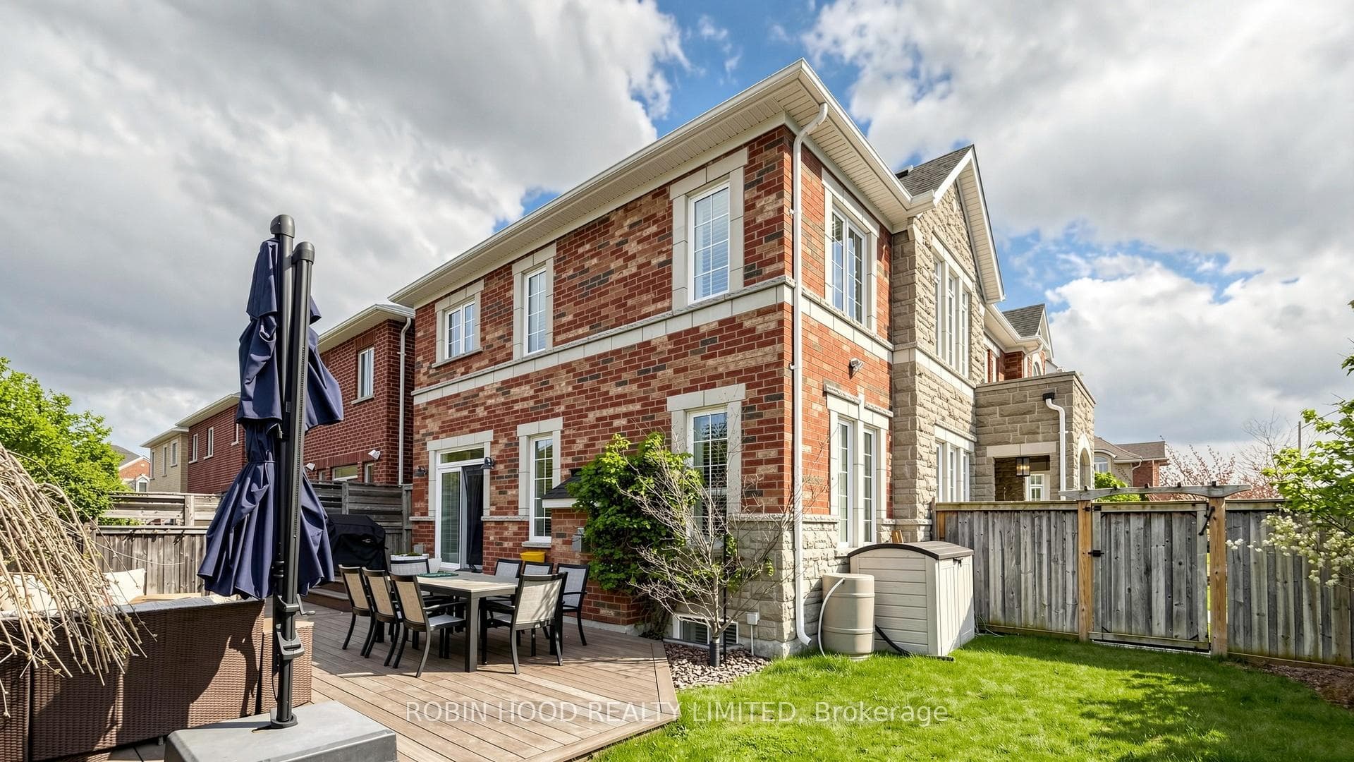 3307 Granite Gate - Detached photo 10 of 49 in Burlington, Ontario