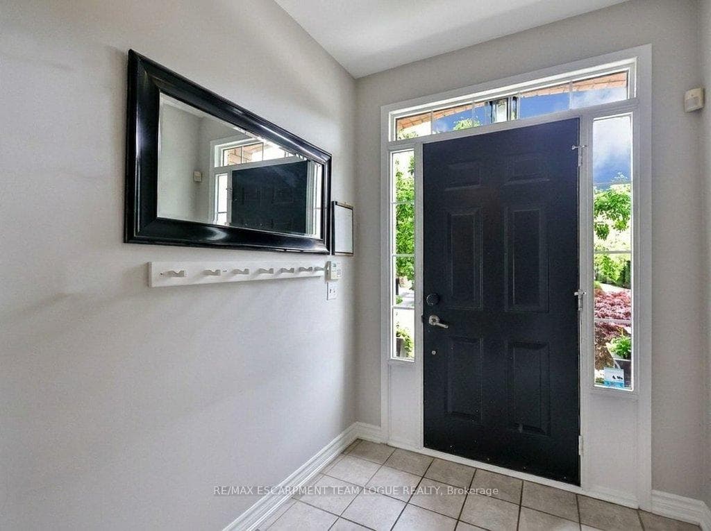 145 Westchester Road - Detached photo 5 of 50 in Oakville, Ontario