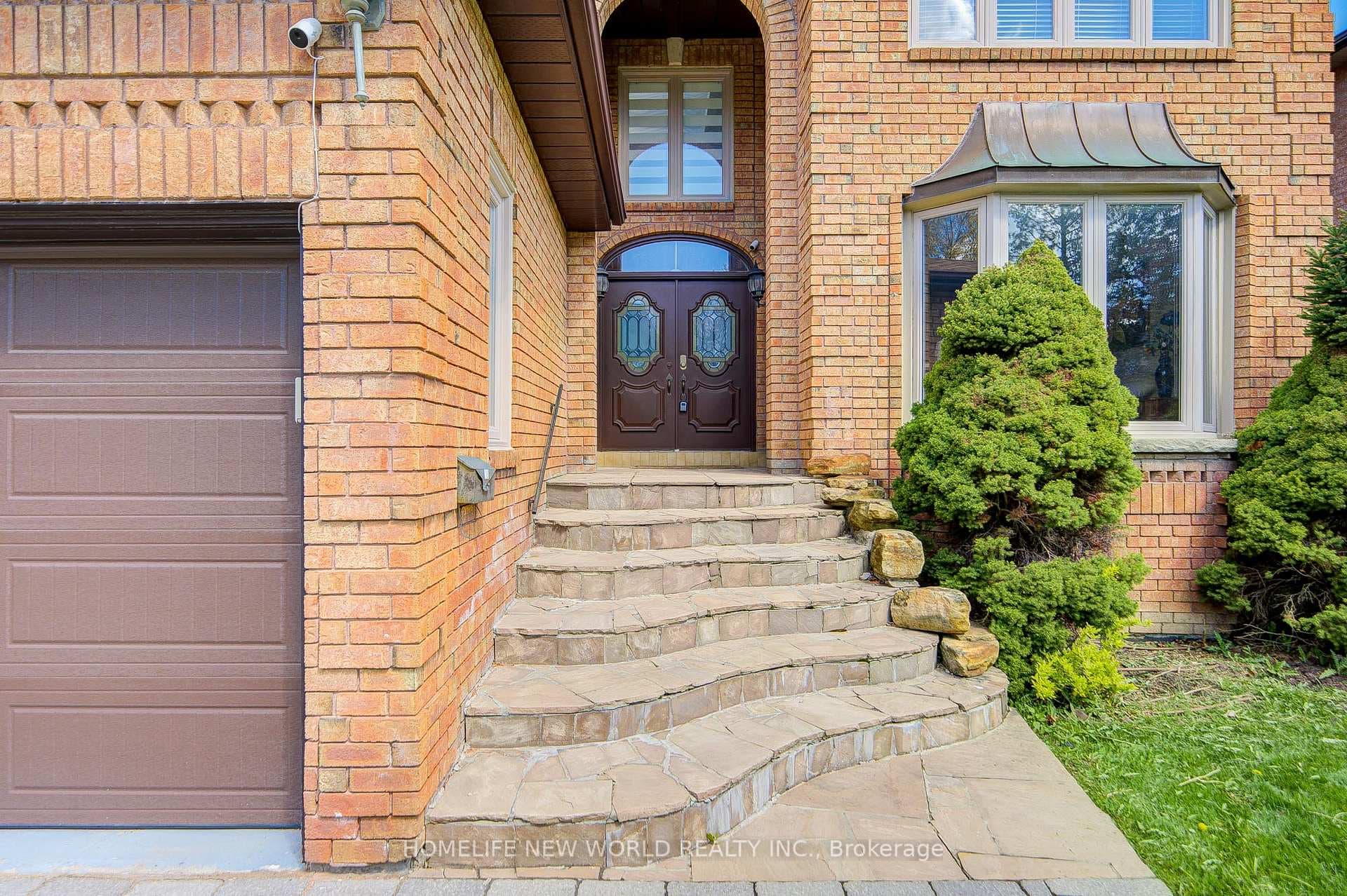 278 Kingsdale Avenue - Detached photo 3 of 50 in Willowdale / Newtonbrook, Ontario