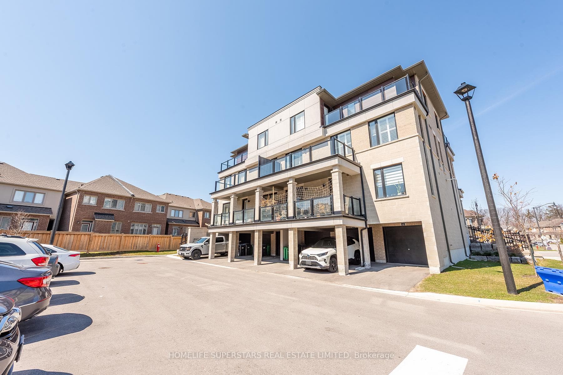 10 Knotsberry Circle Unit 3 - Condo for sale in Mount Pleasant, Ontario