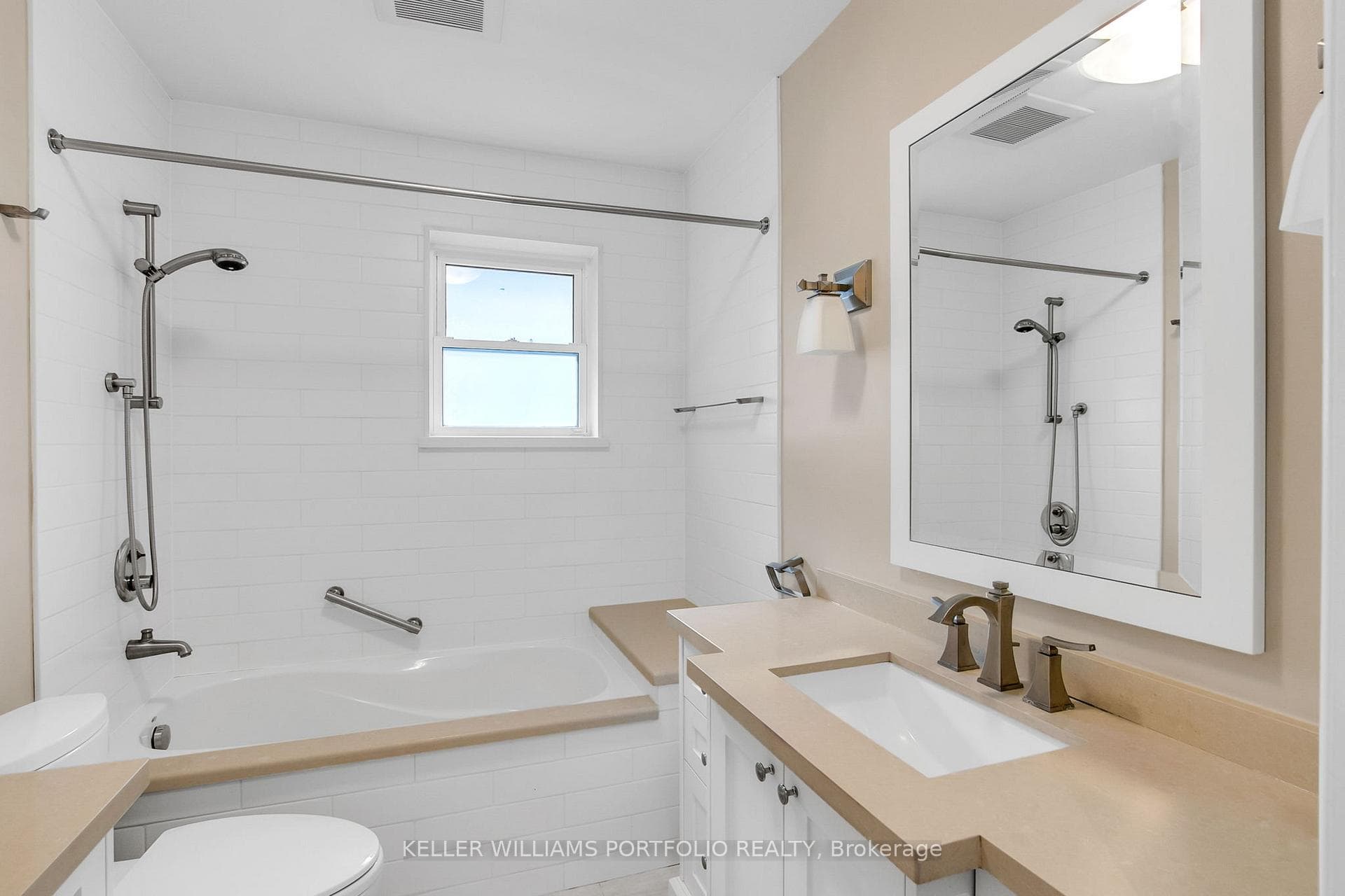 29 Winlock Park - Detached photo 19 of 30 in Willowdale / Newtonbrook, Ontario