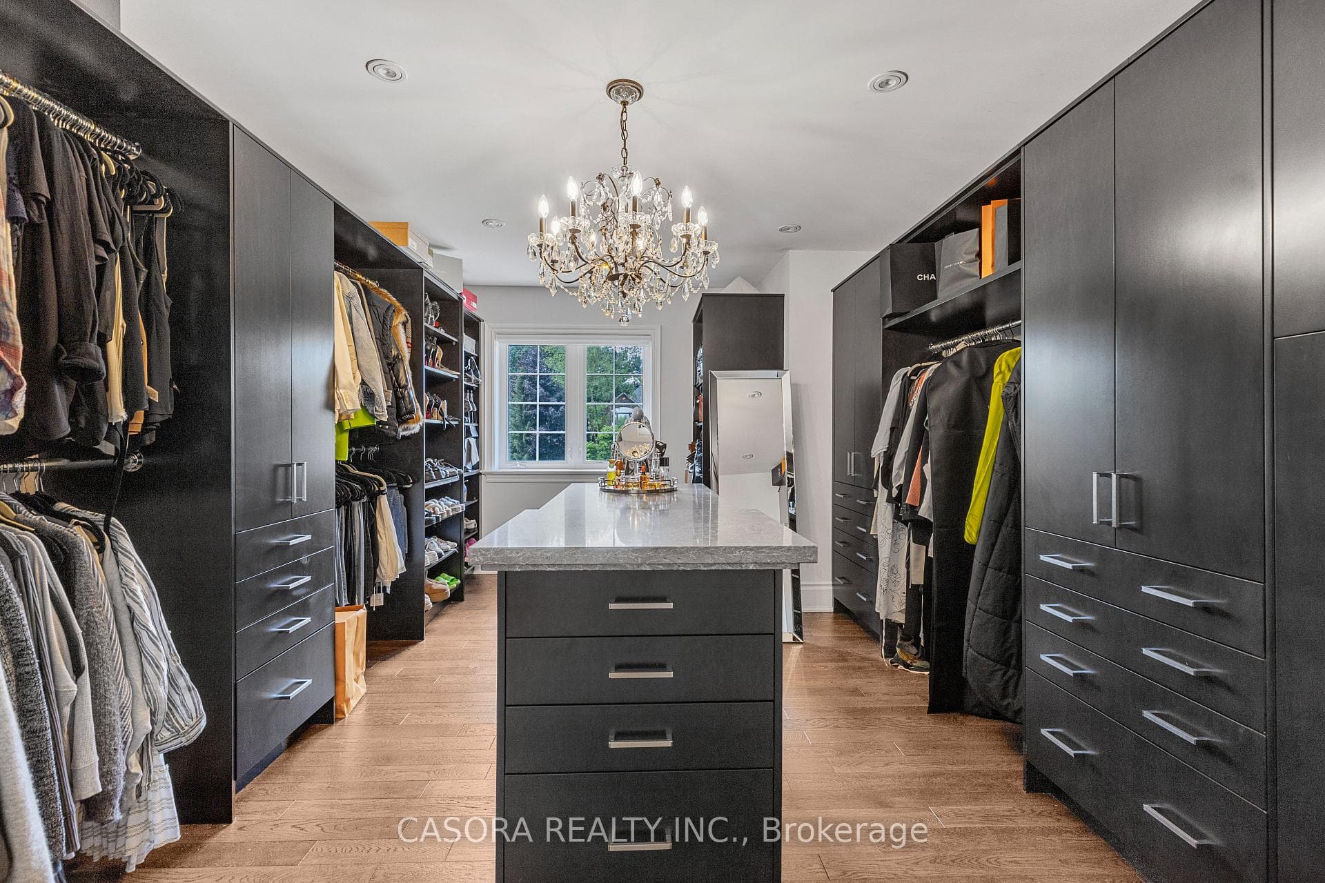 2147 Berwick Drive - Detached photo 21 of 49 in Burlington, Ontario