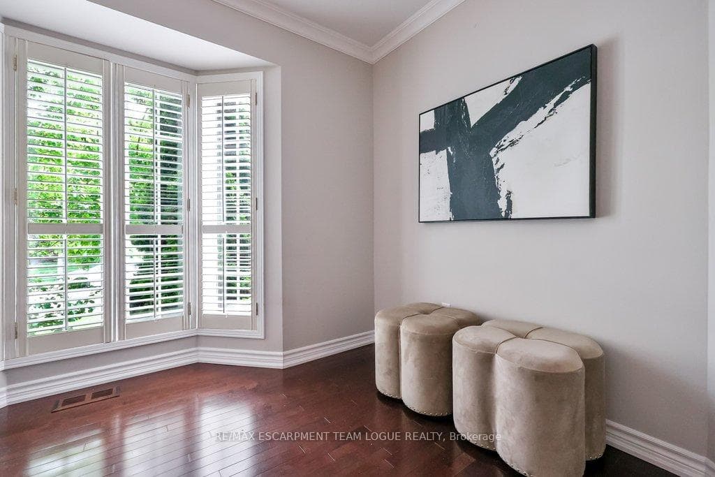 145 Westchester Road - Detached photo 9 of 50 in Oakville, Ontario