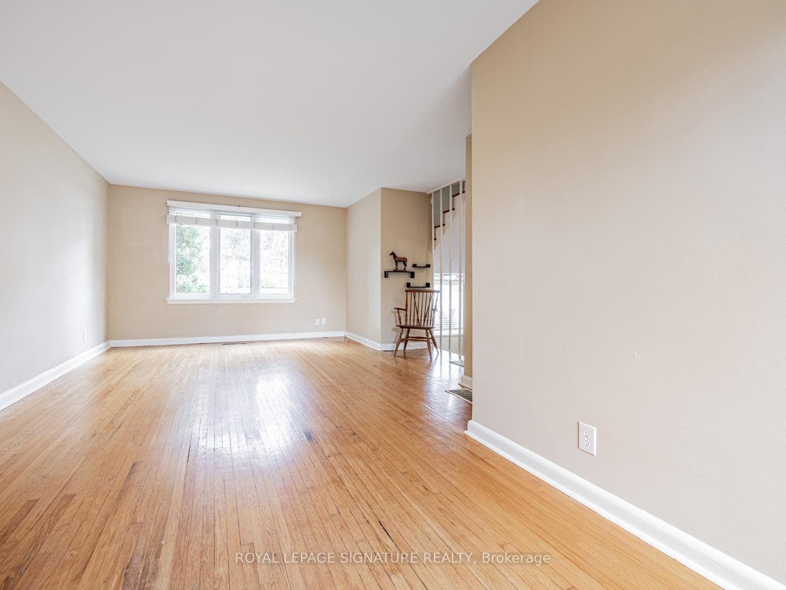 4 Burdock Lane - Condo photo 10 of 32 in Don Mills / Parkwoods / Victoria Village, Ontario