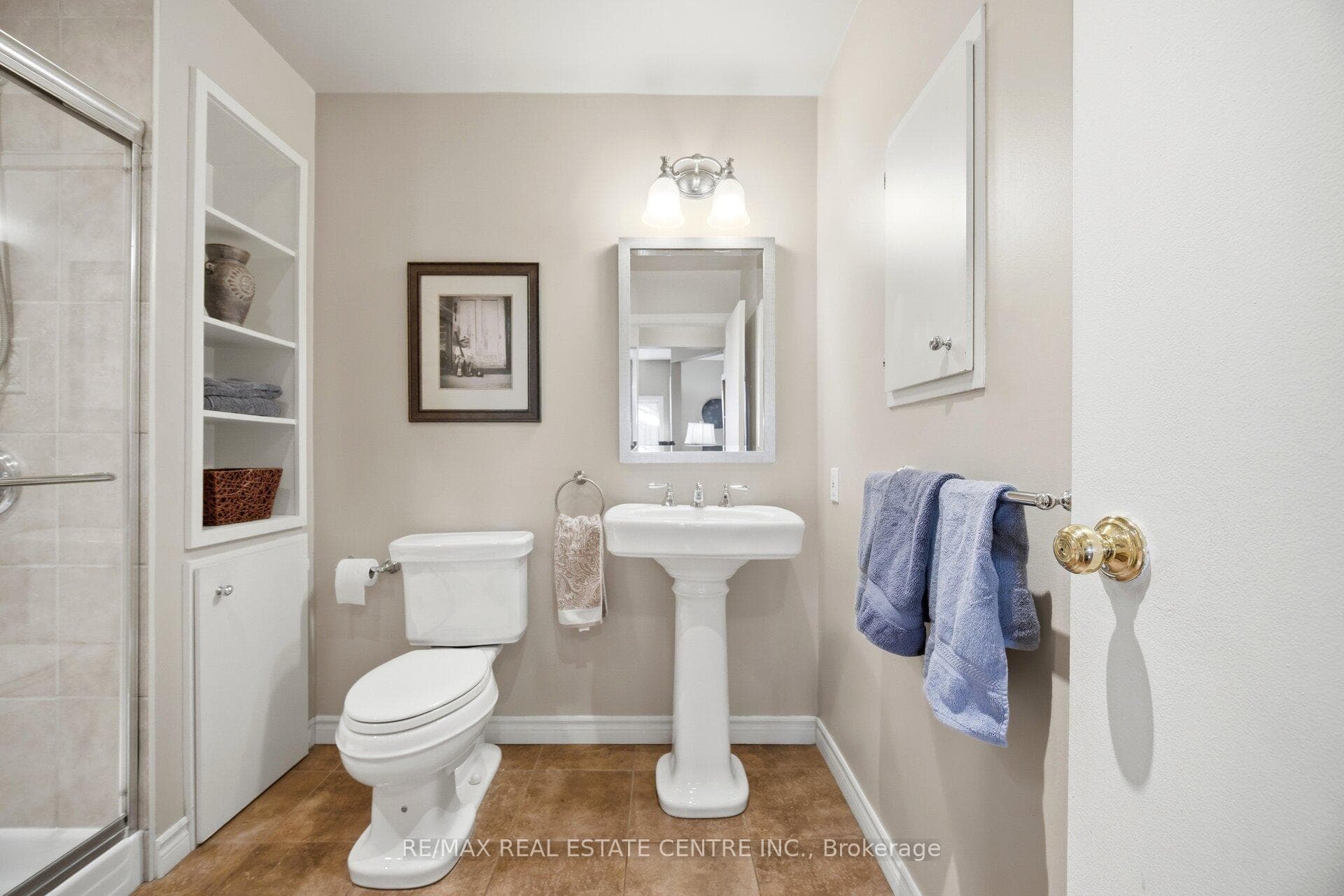2800 Bucklepost Crescent - Semi-Detached photo 21 of 46 in Mississauga, Ontario
