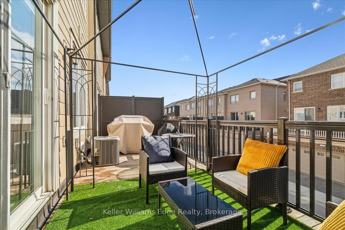 244 Harold Dent Trail - Townhouse photo 26 of 40 in Oakville, Ontario