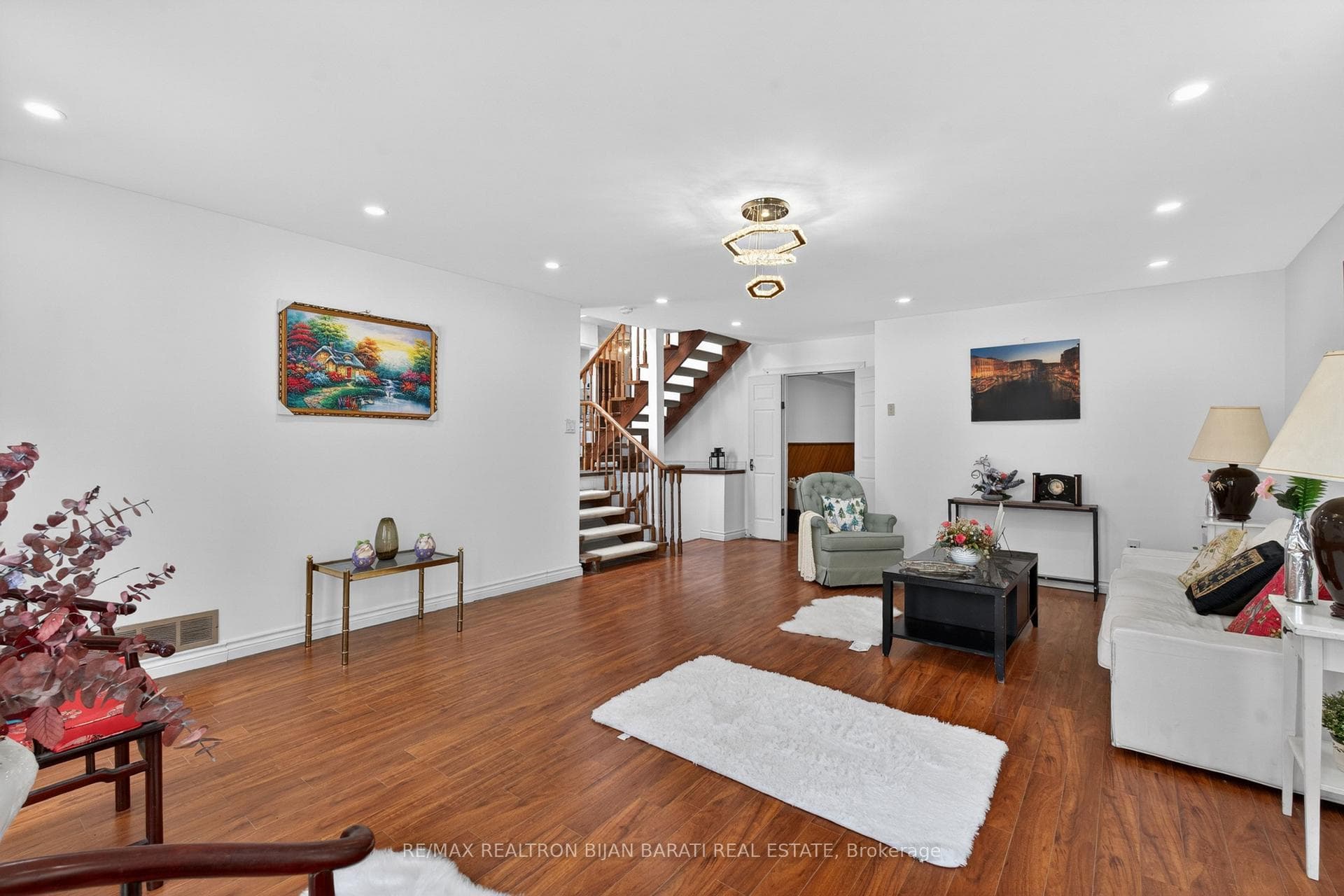 309 Hillcrest Avenue - Detached photo 24 of 47 in Willowdale / Newtonbrook, Ontario