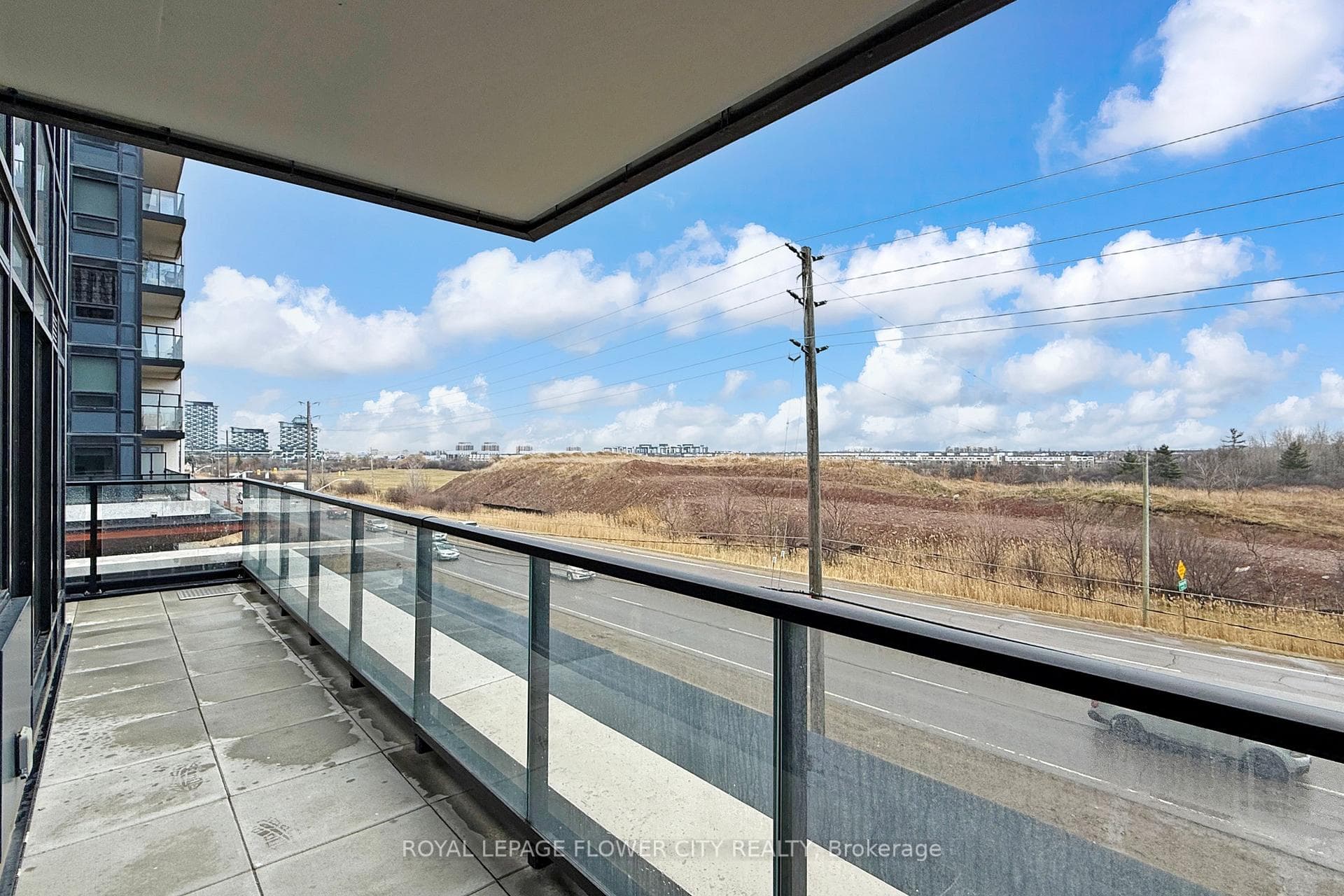 3220 William Coltson Avenue Unit 307 - Condo photo 32 of 50 in Oakville, Ontario
