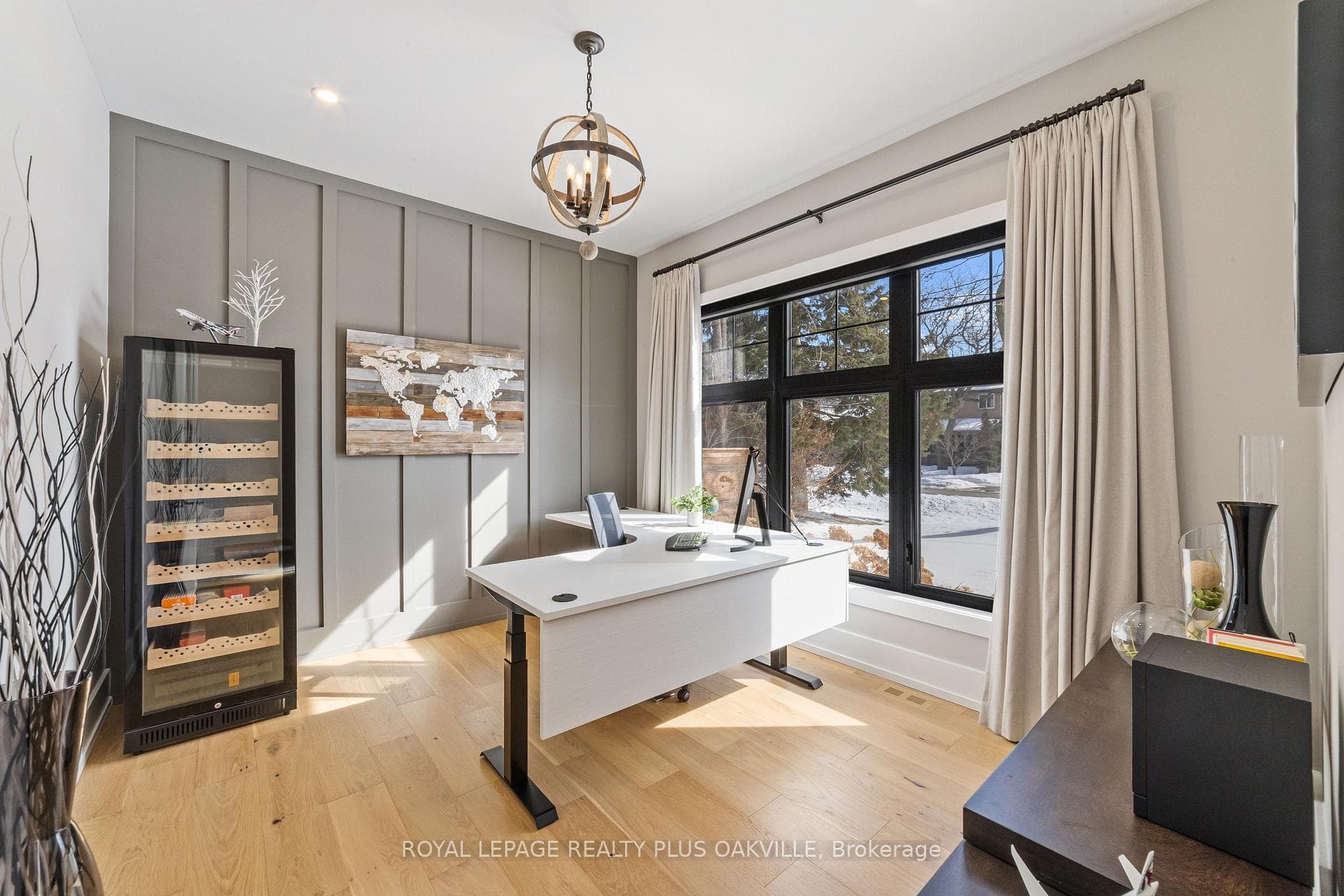 2057 Salvator Boulevard - Detached photo 5 of 50 in Oakville, Ontario