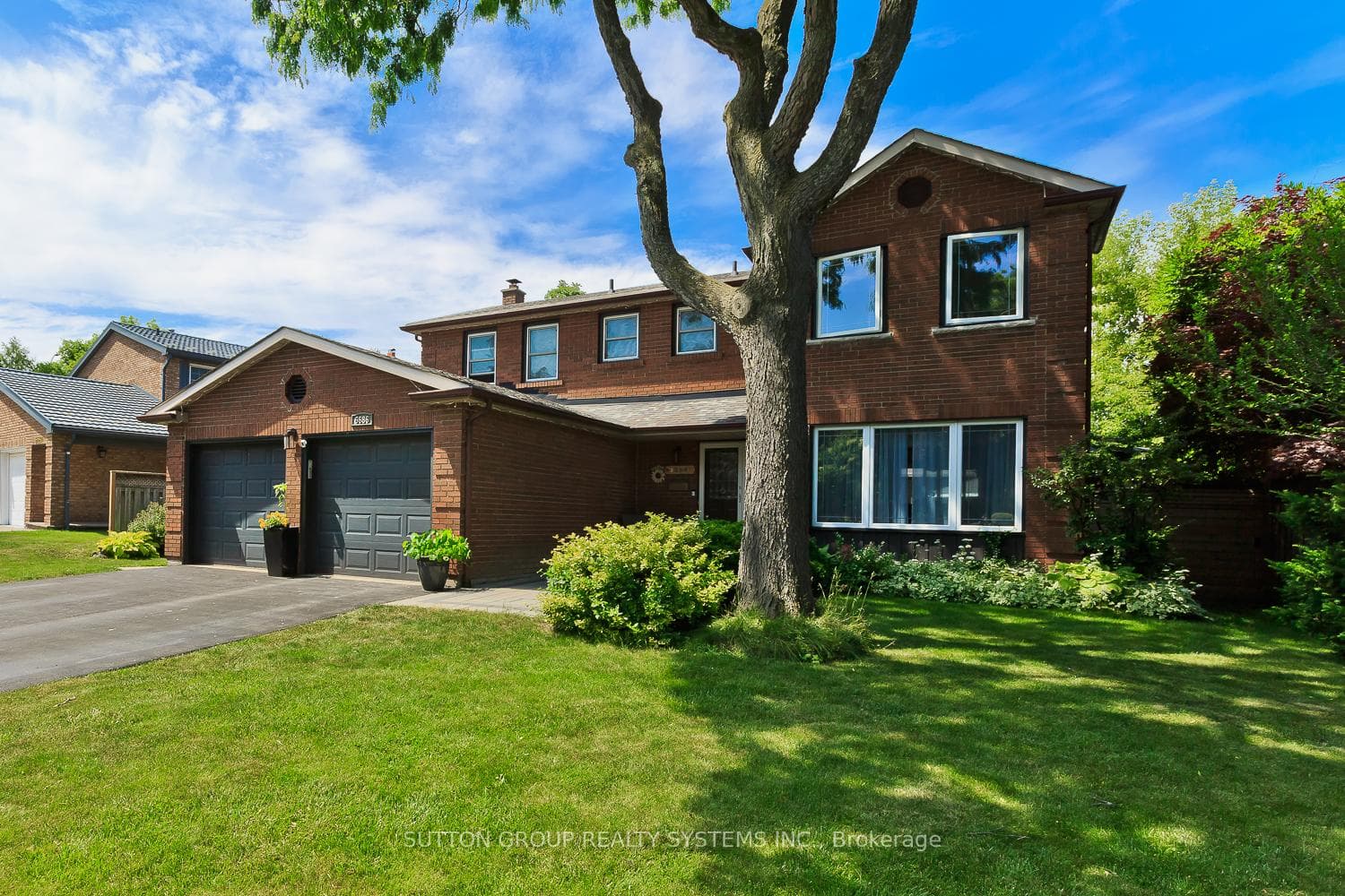 6686 Barrisdale Drive - Detached photo 2 of 47 in Mississauga, Ontario