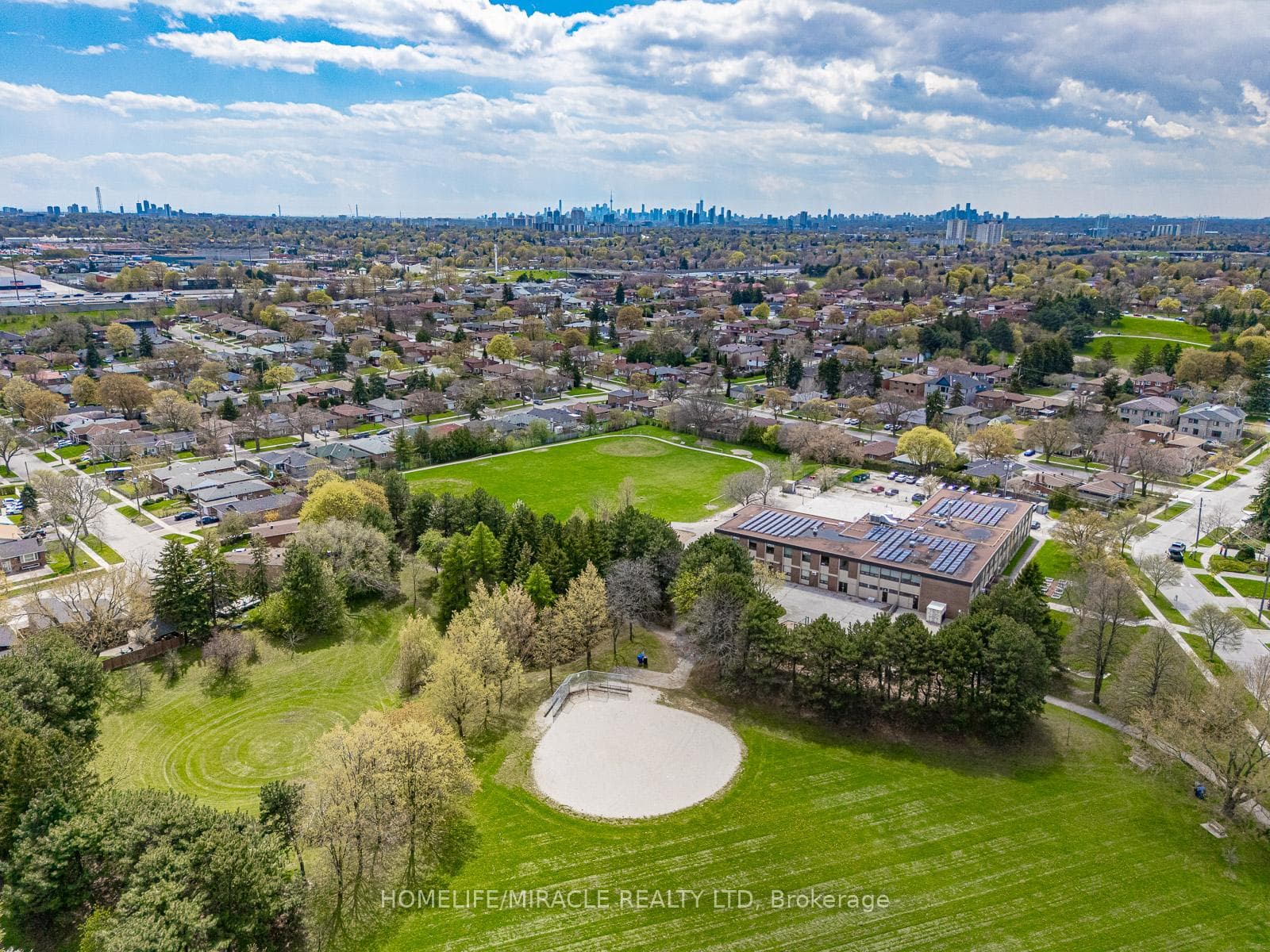 158 Cass Avenue - Detached photo 40 of 41 in Scarborough Village / Eglinton East, Ontario