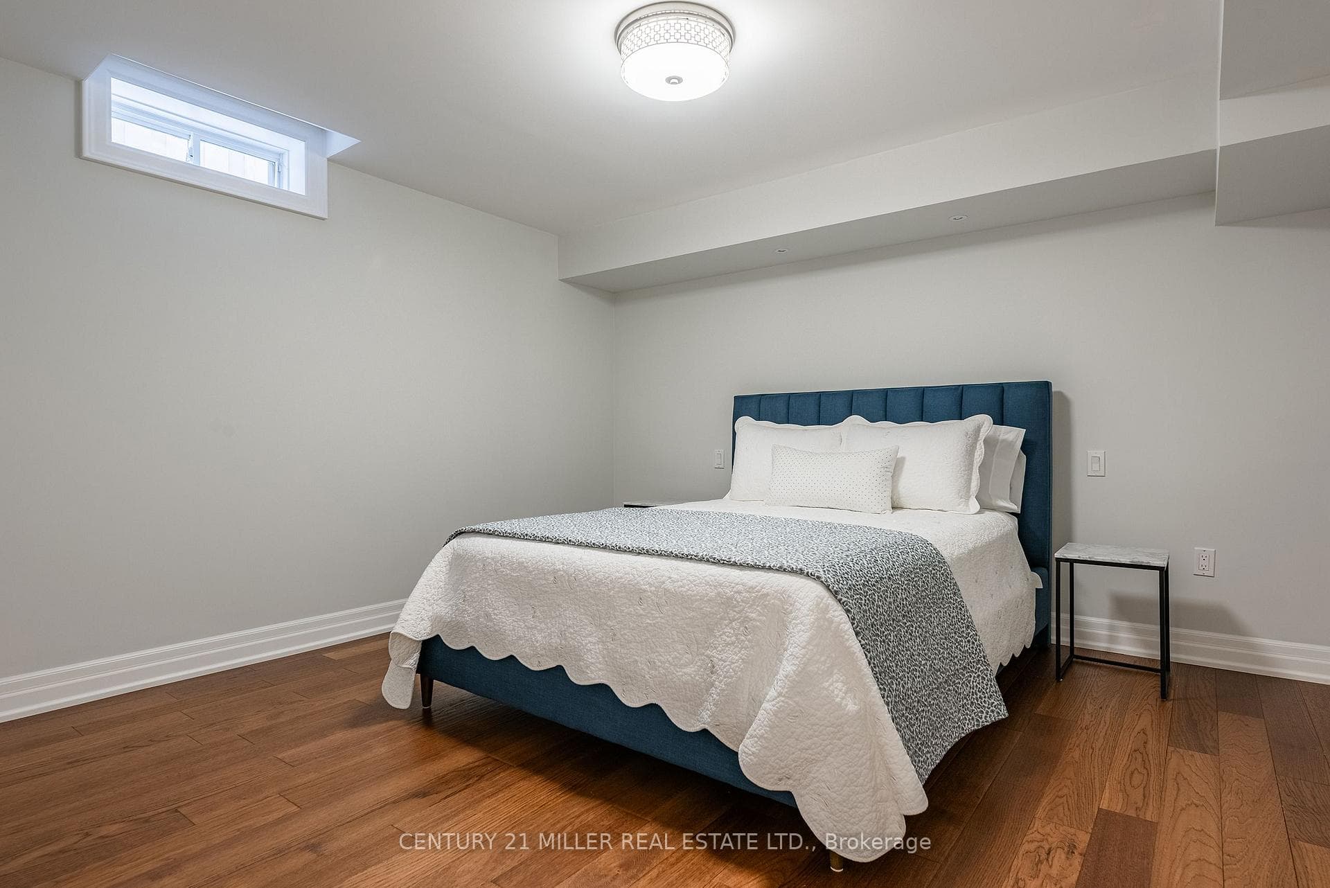 2201 Rochester Circle - Detached photo 34 of 47 in Oakville, Ontario