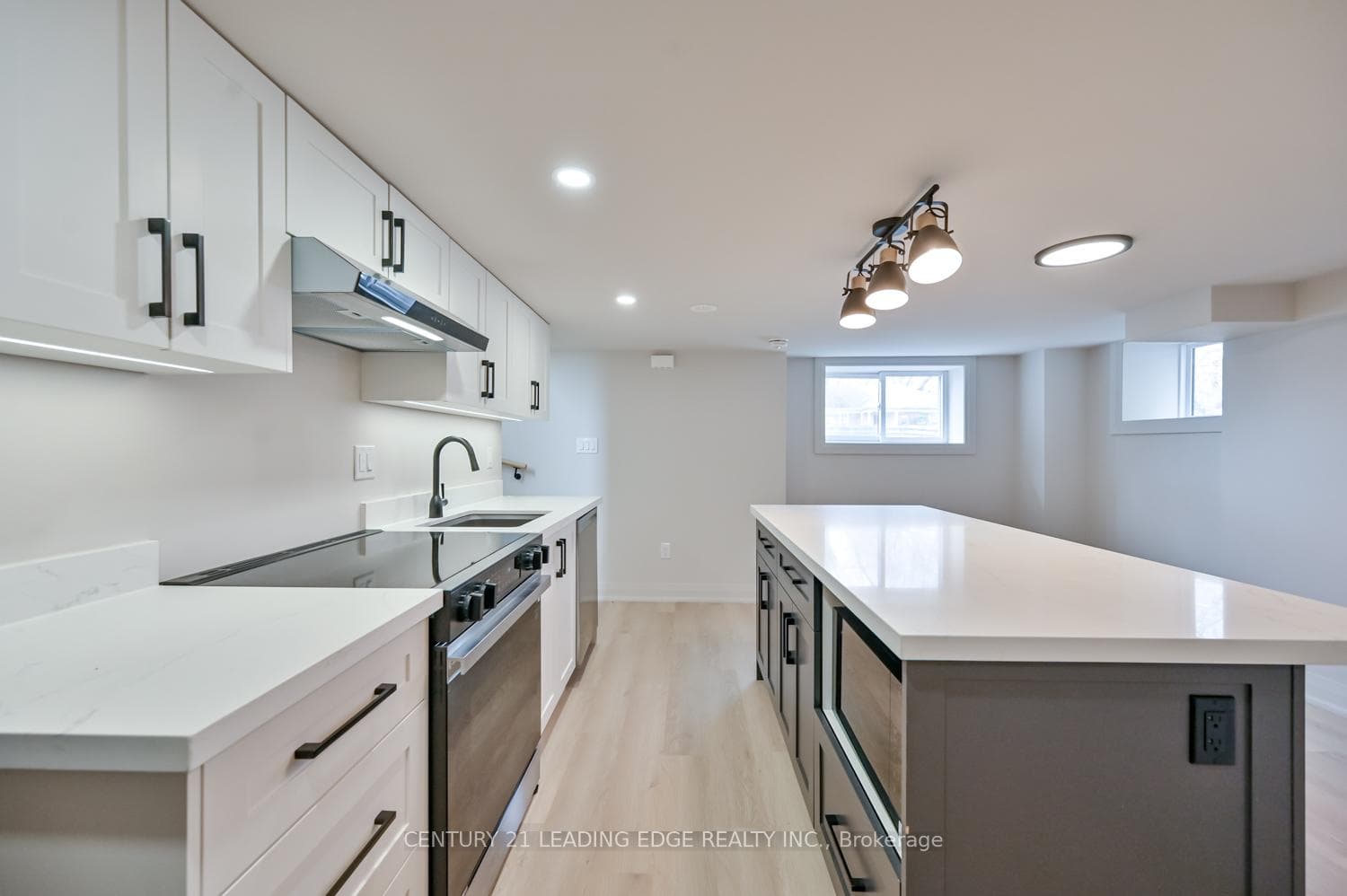 227 Warden Avenue - Detached photo 35 of 45 in Birch Cliff / Cliffside, Ontario
