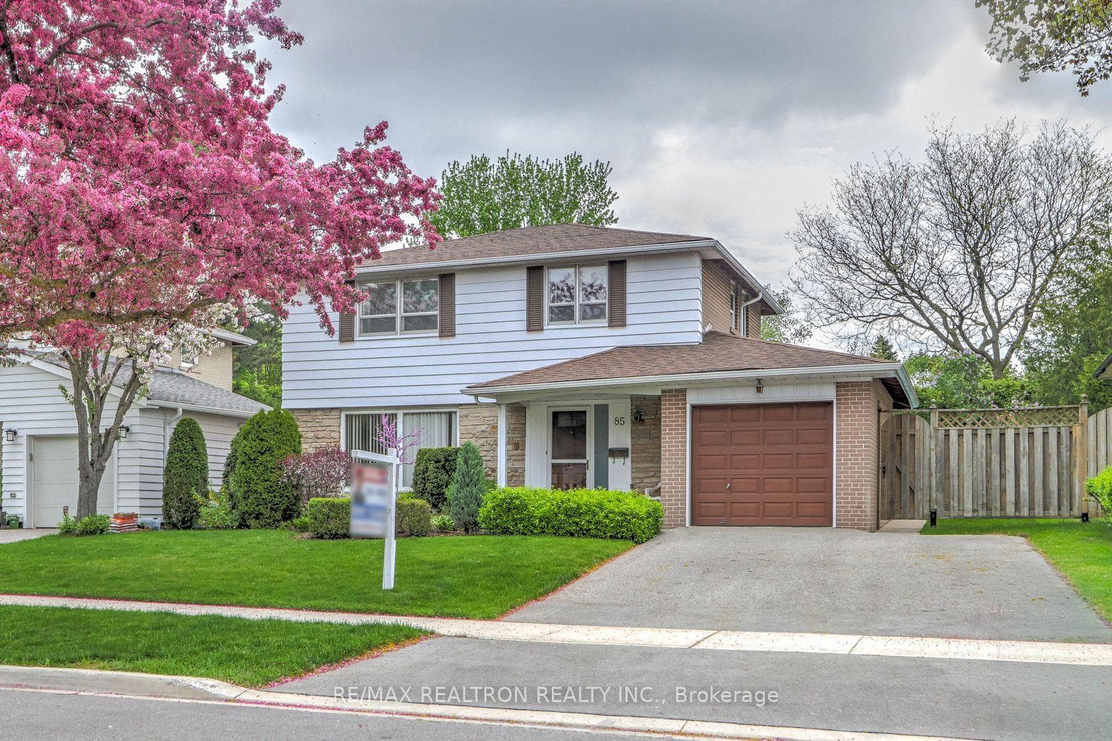 85 Clansman Boulevard - Detached photo 3 of 37 in Hillcrest Village / Bayview Village, Ontario