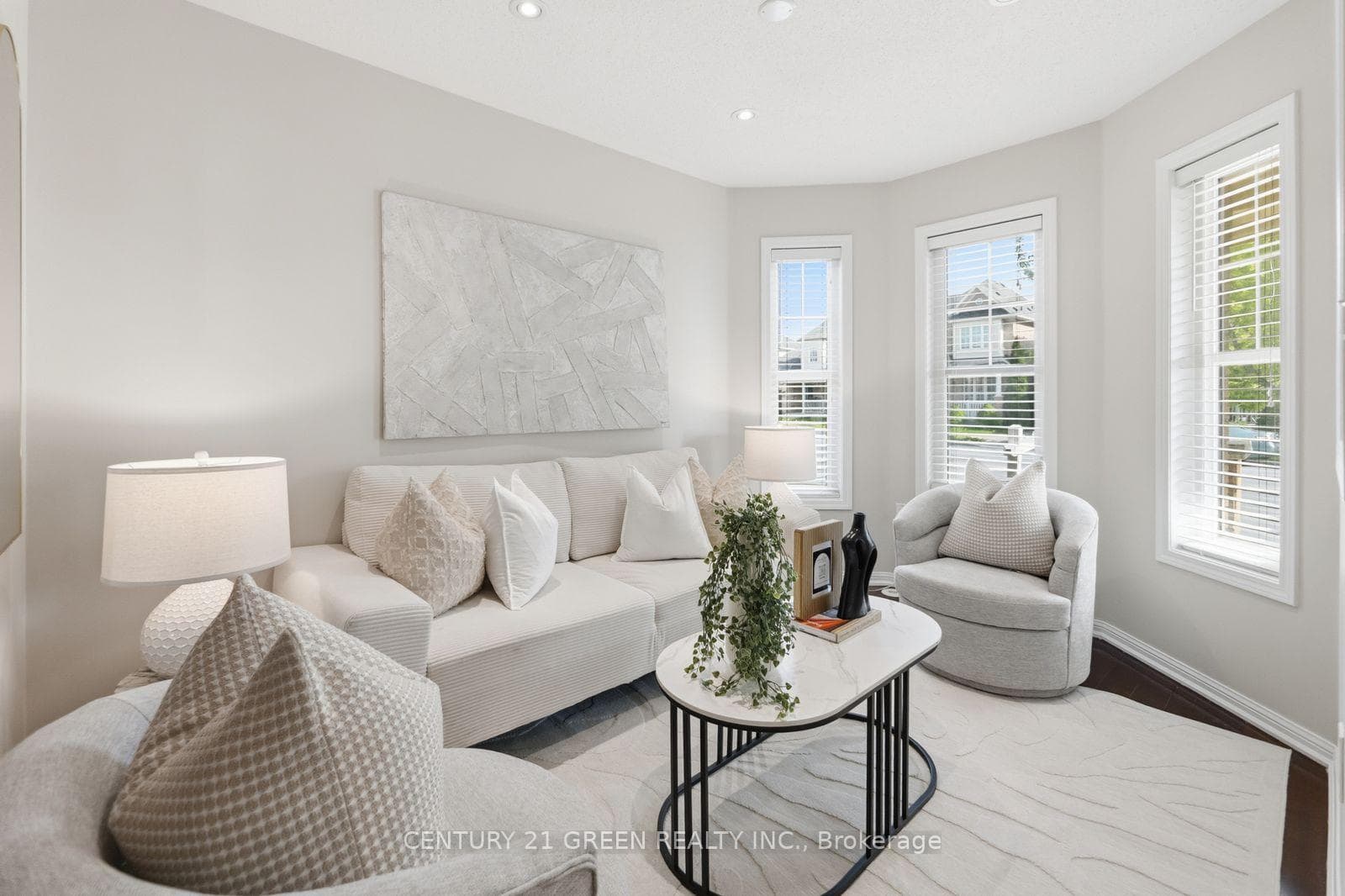 913 Philbrook Drive - Semi-Detached photo 9 of 50 in Milton, Ontario