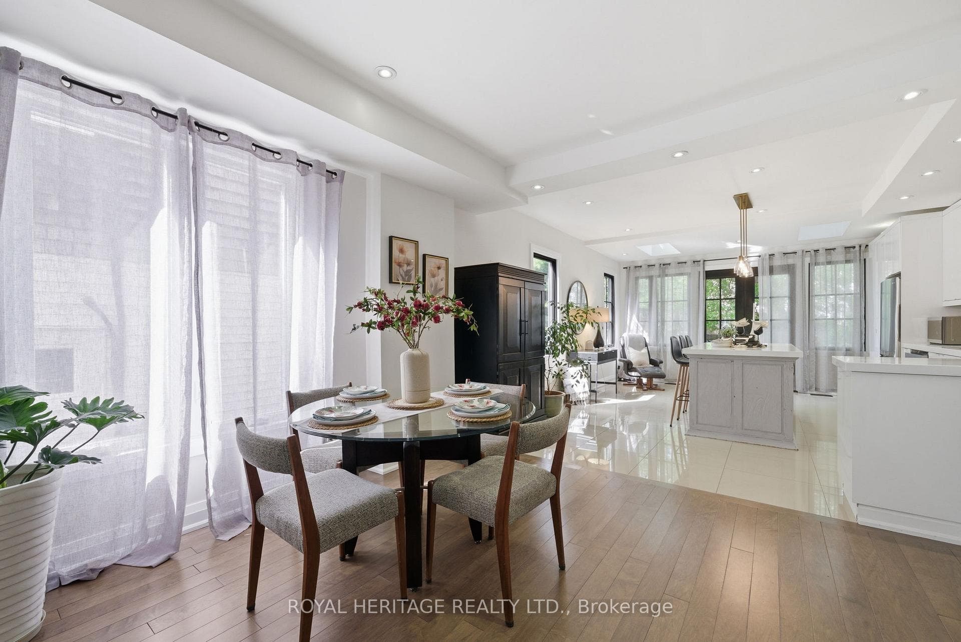 268 Hiawatha Road - Detached photo 9 of 34 in Riverdale / Leslieville, Ontario