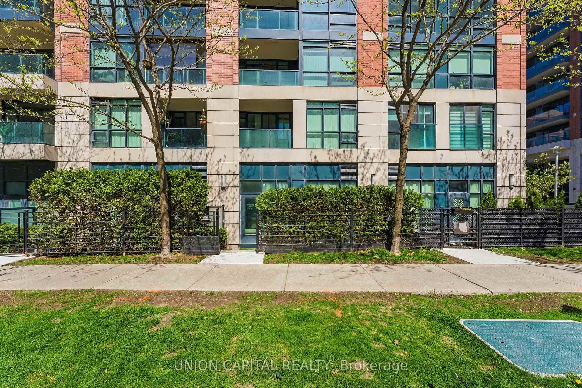 525 Wilson Avenue Unit 147 - Condo photo 32 of 37 in North York (Bathurst Manor / Clanton Park), Ontario
