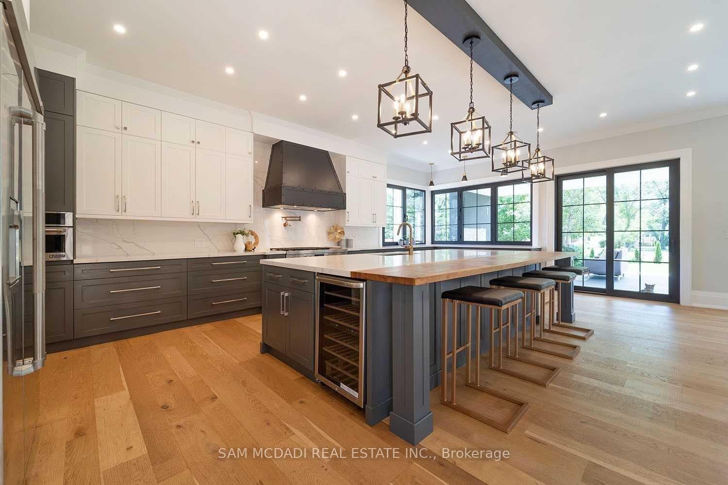 584 Fourth Line - New Construction photo 9 of 50 in Oakville, Ontario