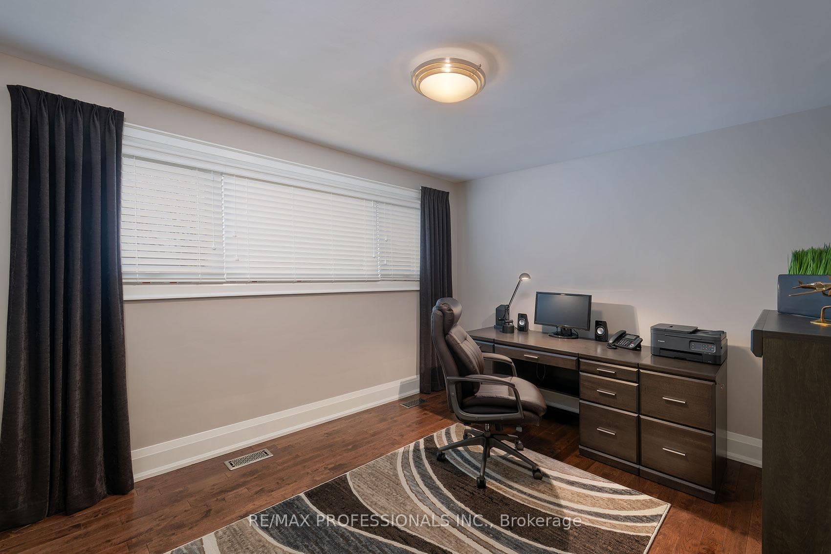 19 Boxwood Road - Detached photo 24 of 40 in Etobicoke (Islington / Rexdale), Ontario