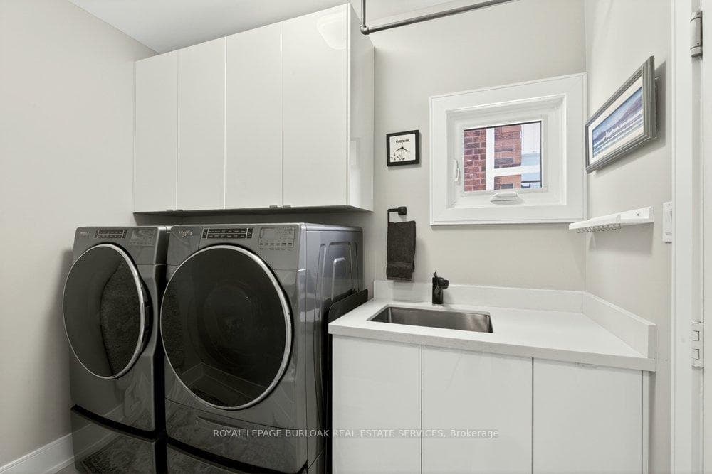 1078 Augustus Drive - Detached photo 23 of 49 in Burlington, Ontario
