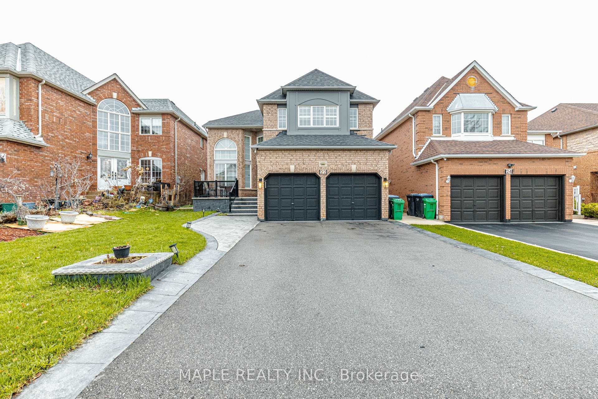 22 Squirreltail Way - Detached for sale in Heart Lake, Ontario