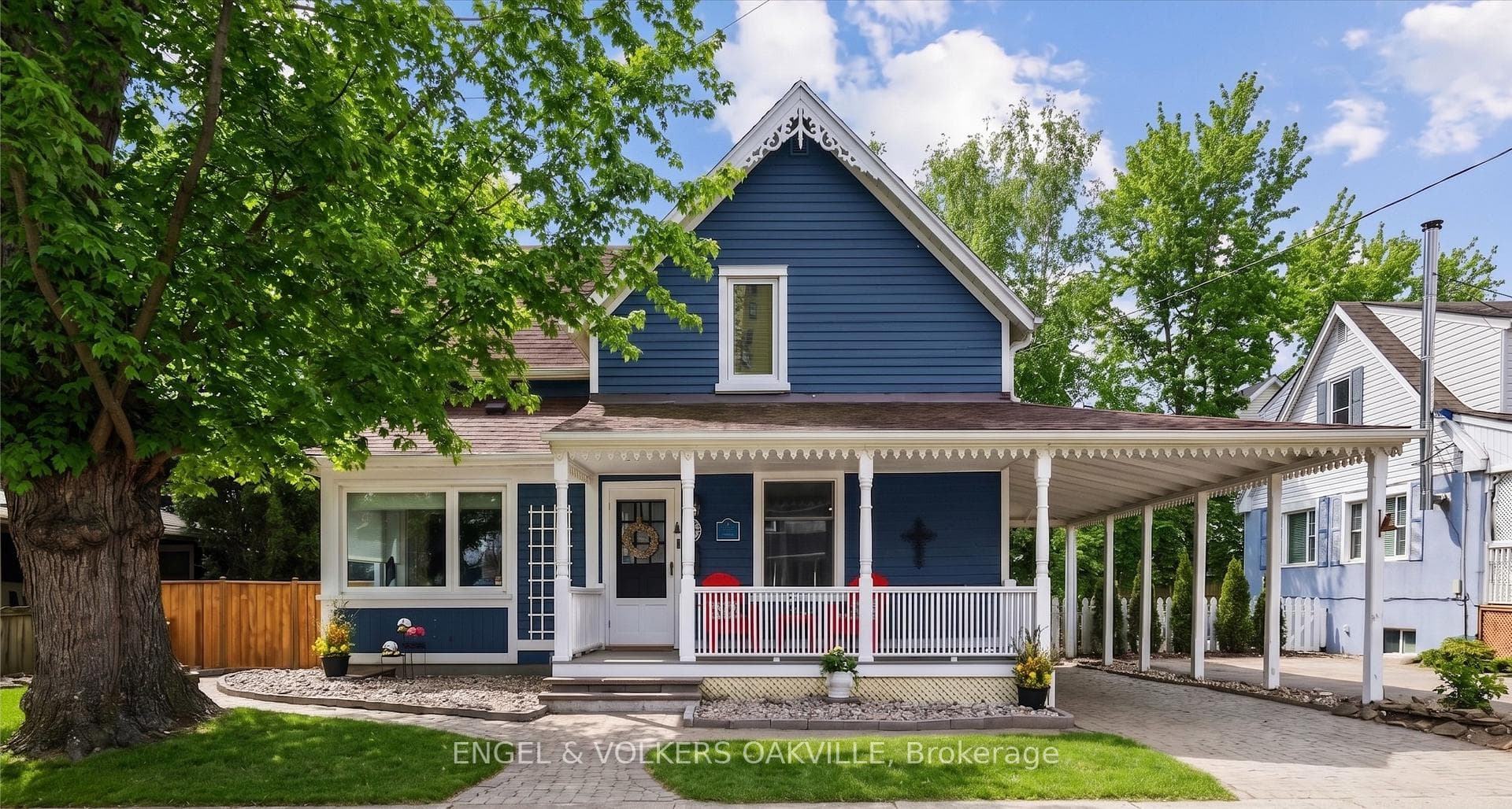 38 John Street - Detached photo 1 of 46 in Mississauga, Ontario