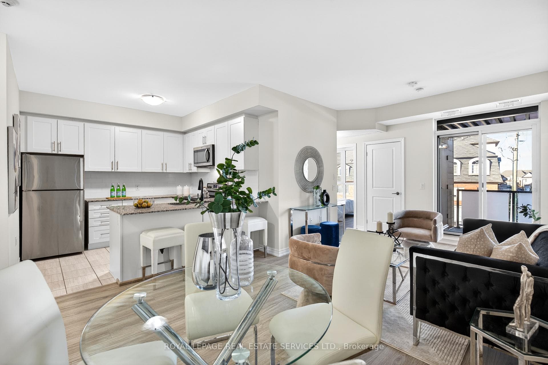 2370 Khalsa Gate Unit 304 - Condo photo 10 of 28 in Oakville, Ontario