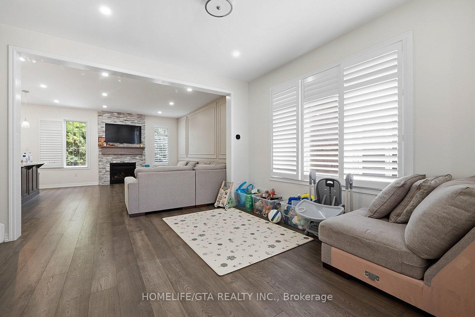 3489 Eternity Way - Townhouse photo 6 of 50 in Oakville, Ontario