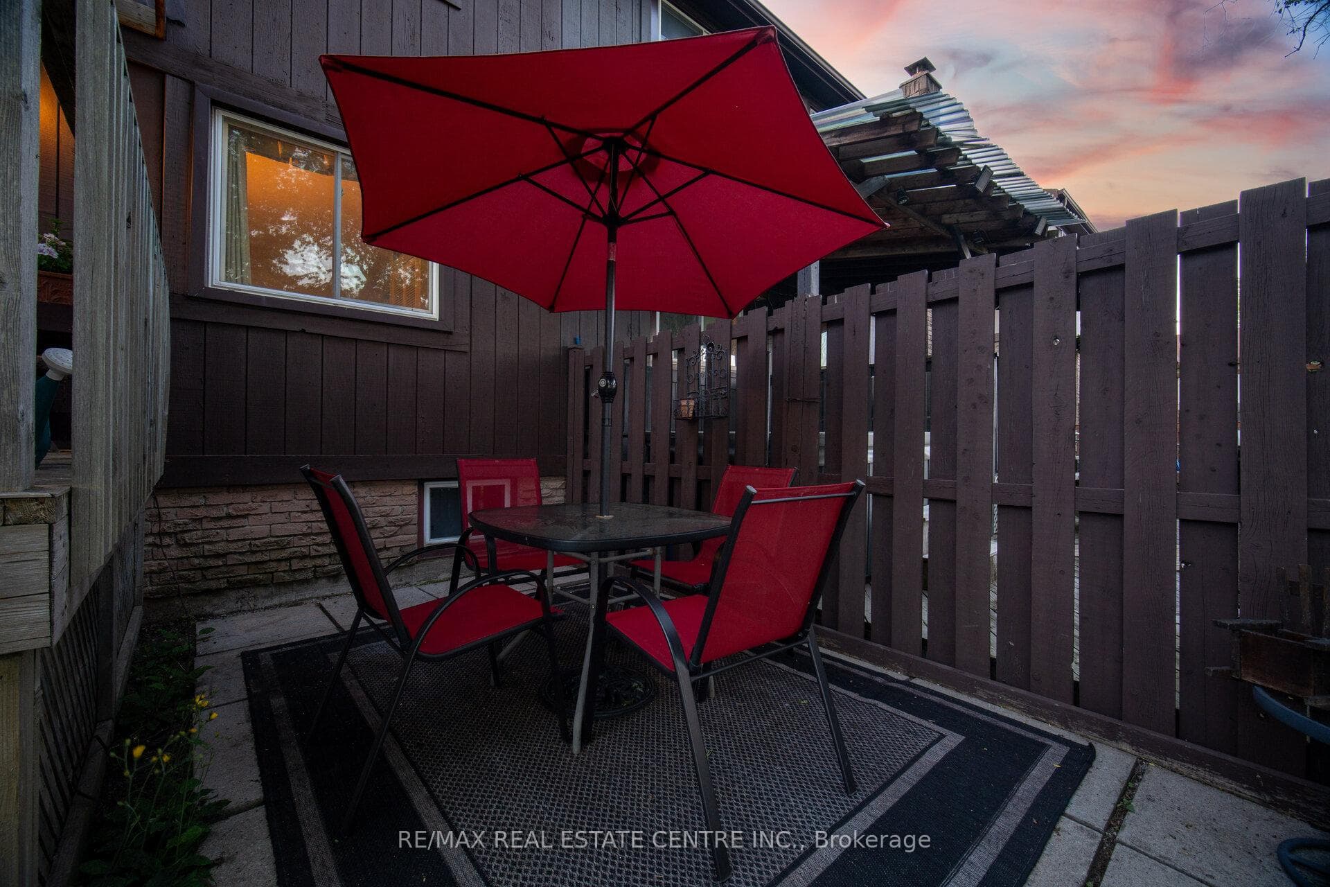 2800 Bucklepost Crescent - Semi-Detached photo 39 of 46 in Mississauga, Ontario