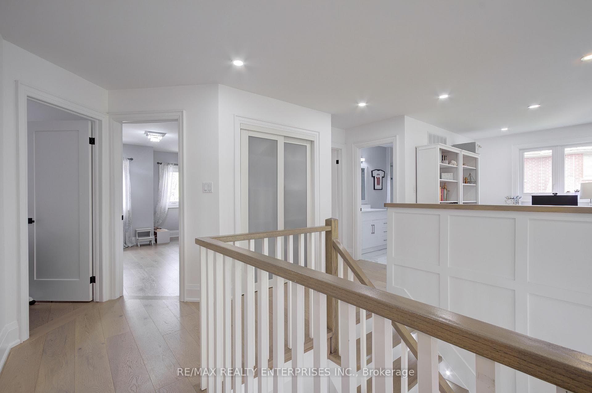 193 Teddington Place - Detached photo 30 of 50 in Burlington, Ontario