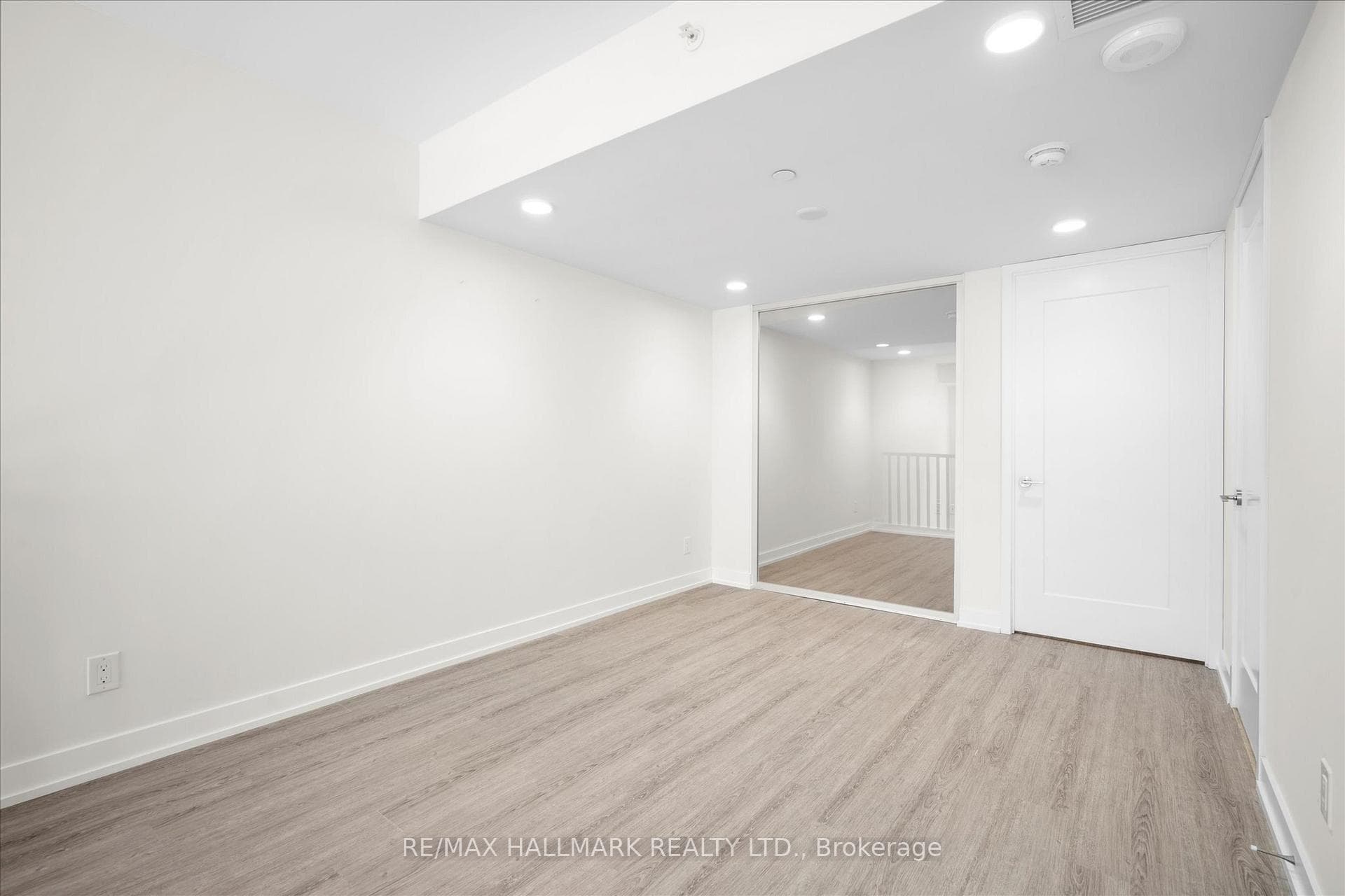 1350 Kingston Road Unit TH9 - Condo photo 28 of 39 in Birch Cliff / Cliffside, Ontario