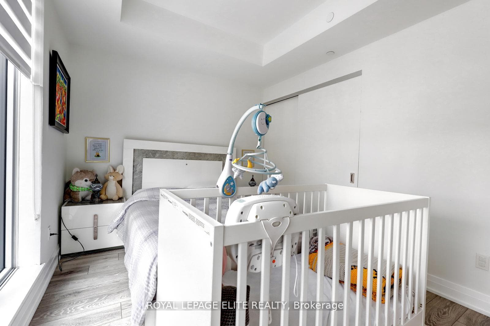 21 Park Street Unit 318 - Condo photo 13 of 27 in Mississauga, Ontario