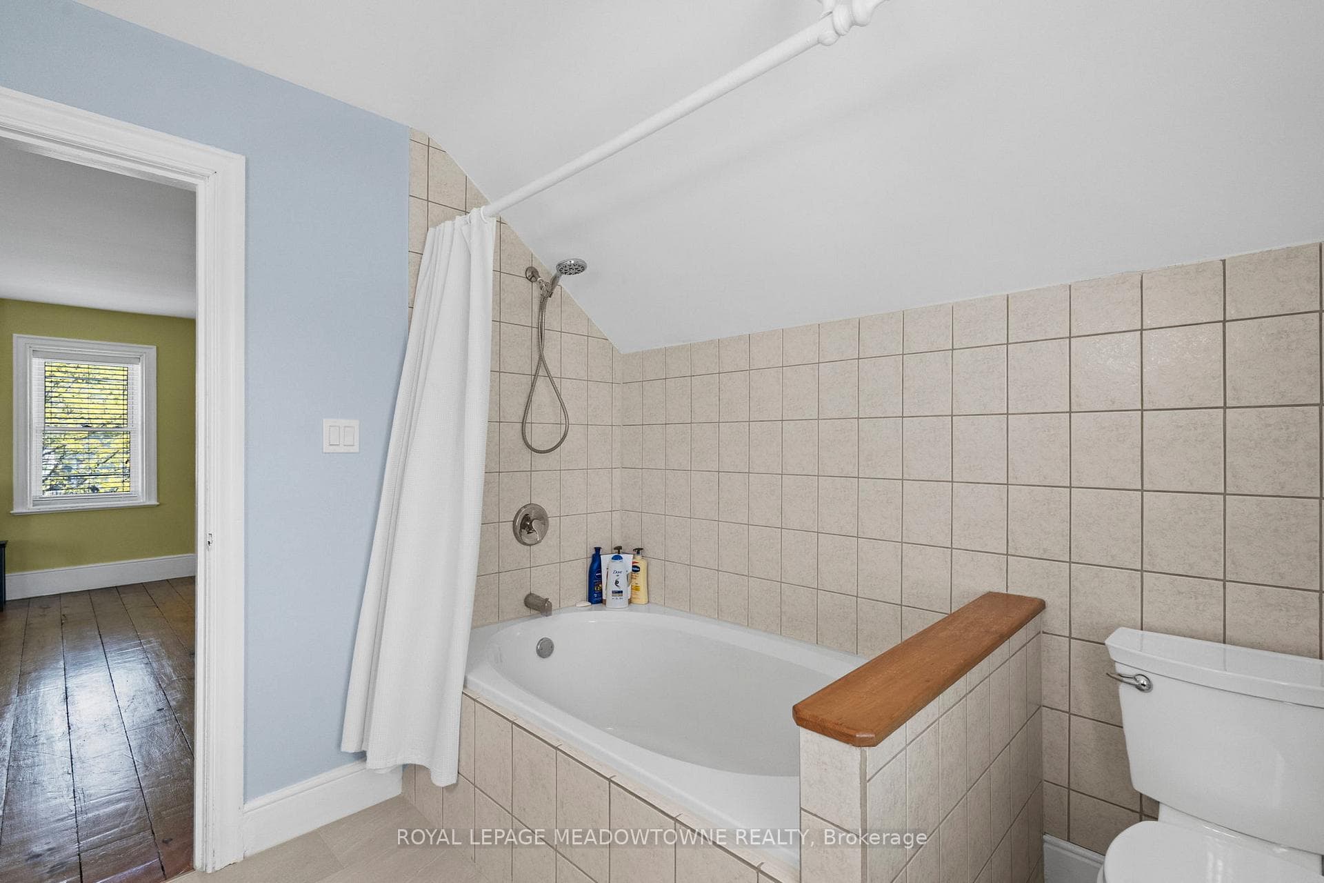 272 Pine Street - Detached photo 26 of 32 in Milton, Ontario