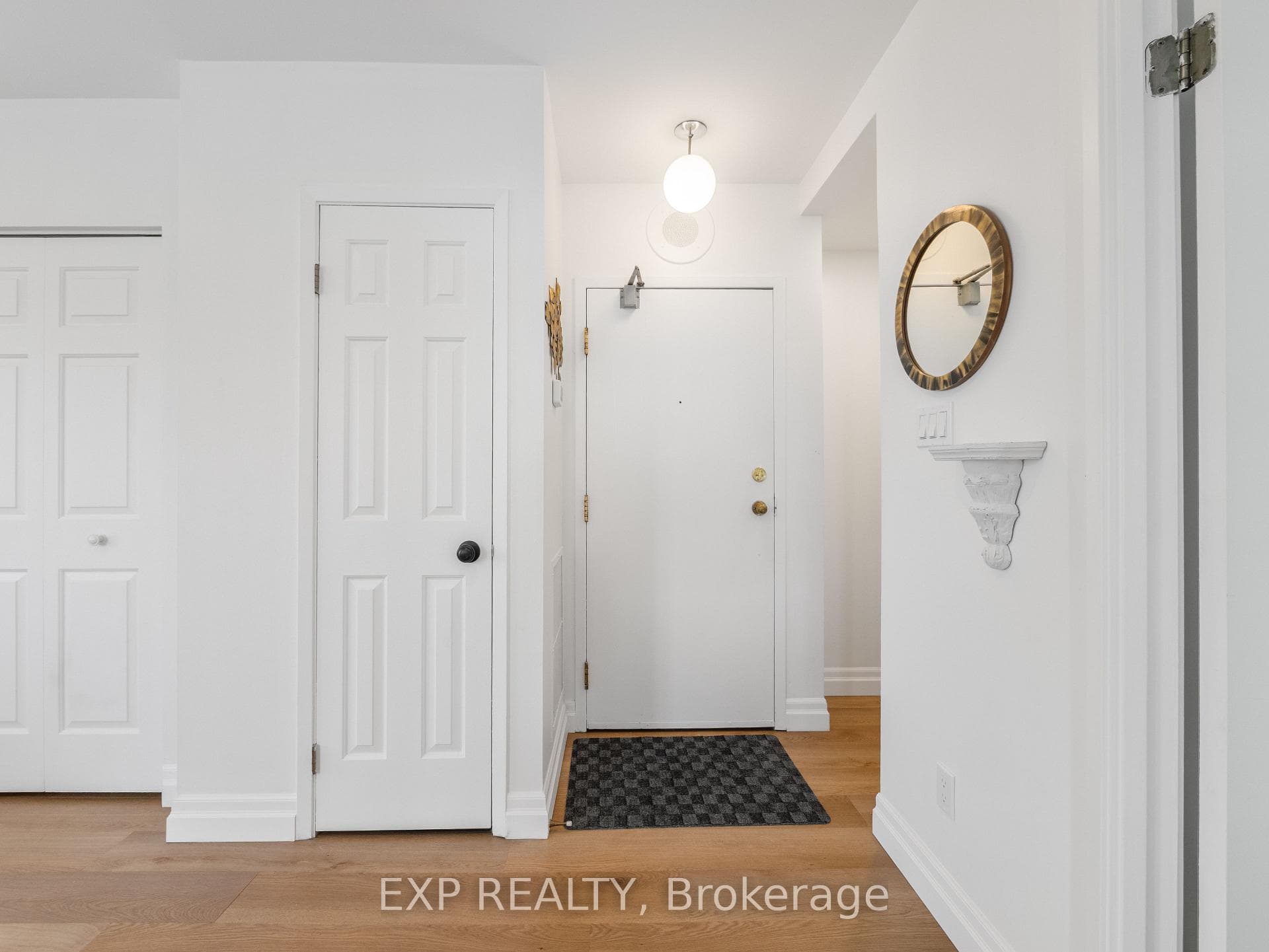 36 James Street Unit 805 - Condo photo 4 of 31 in Hamilton, Ontario