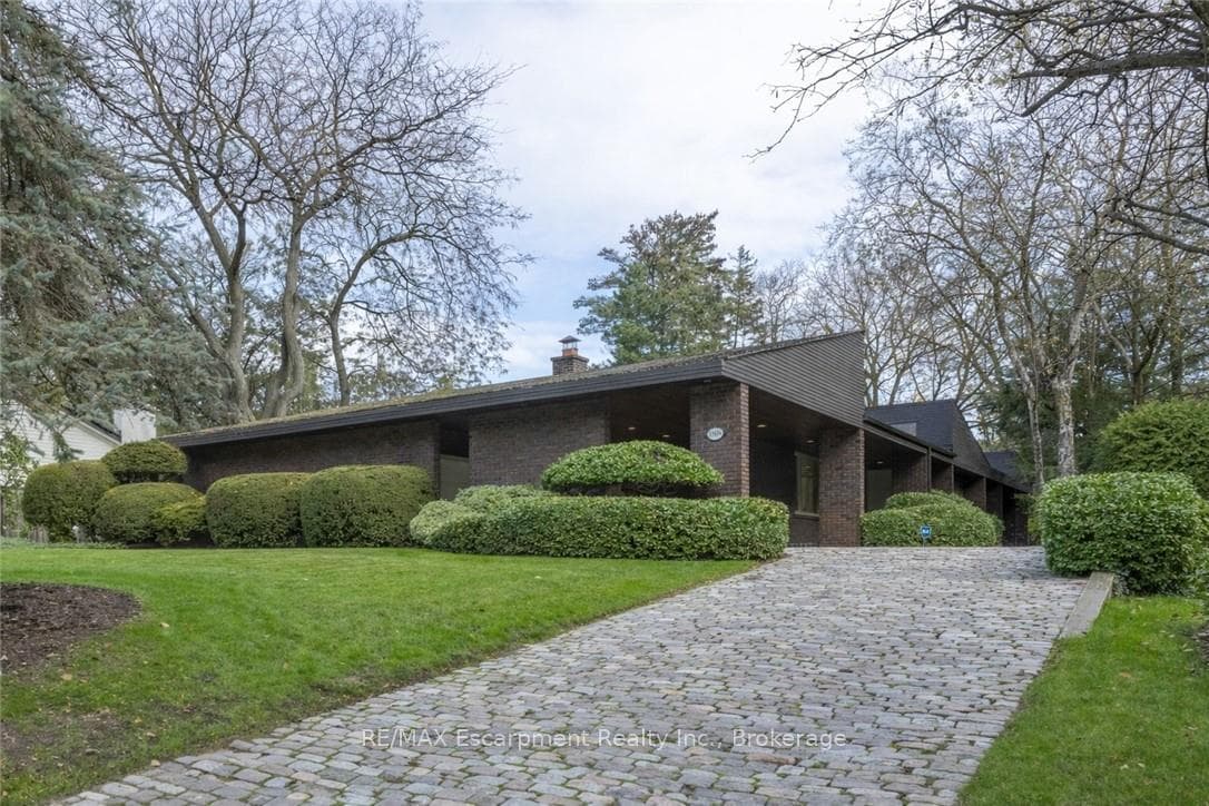 1168 Carey Road - Detached photo 1 of 35 in Oakville, Ontario