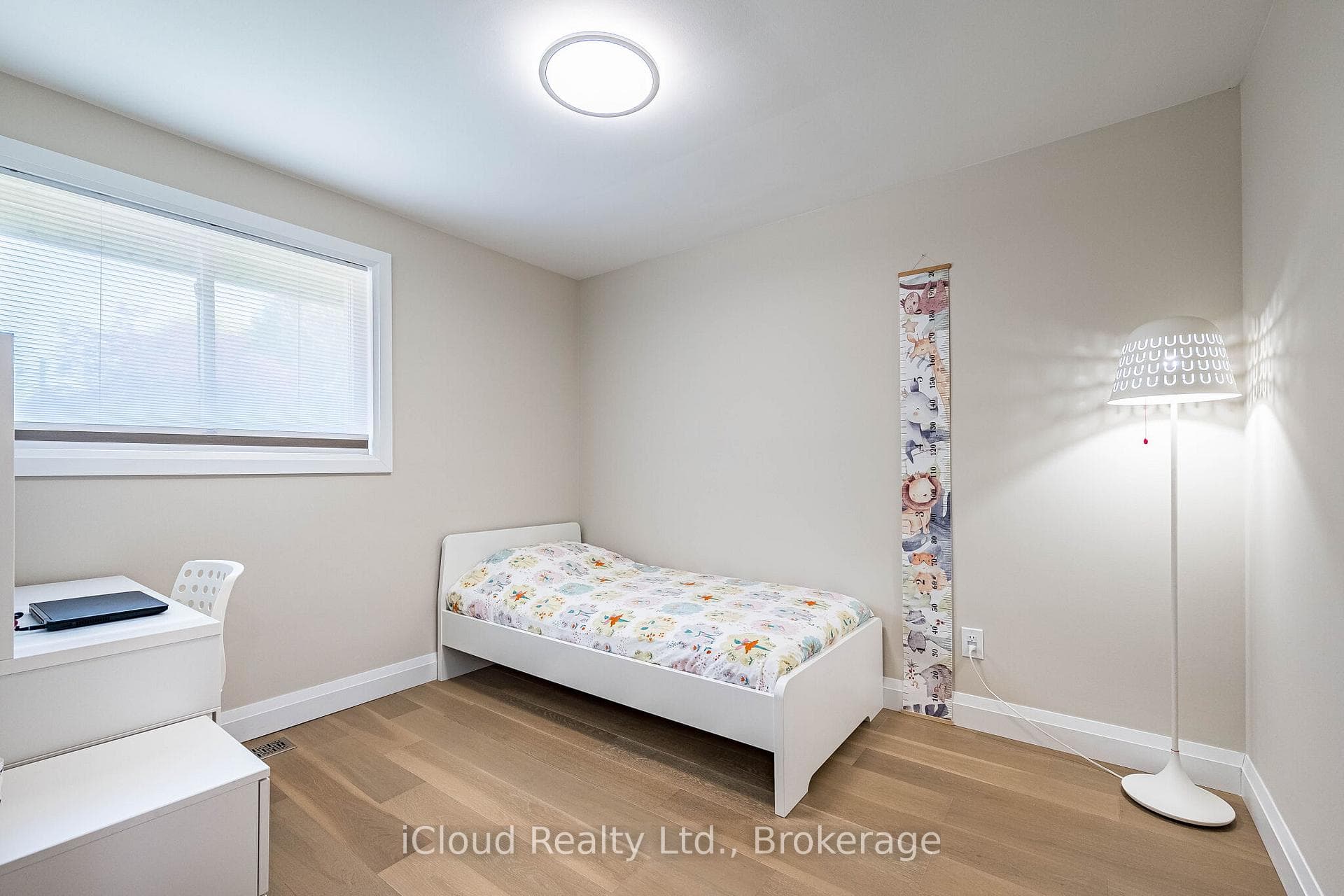 1195 Stanley Drive - Detached photo 21 of 50 in Burlington, Ontario