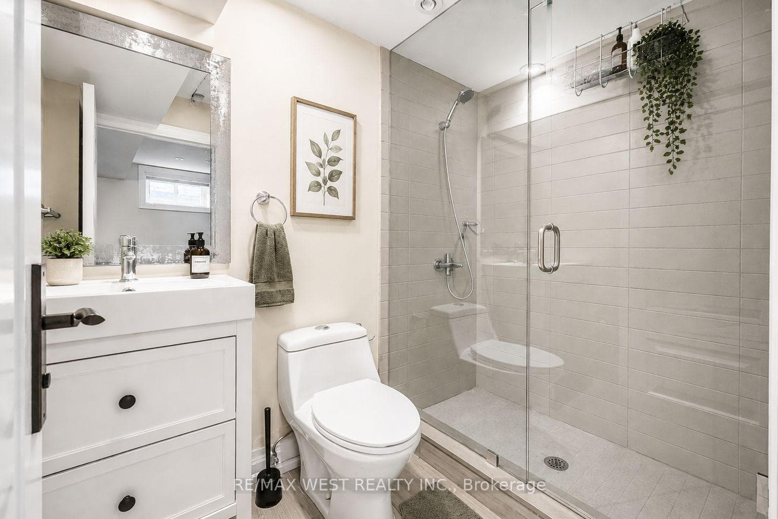 35 Conifer Drive - Detached photo 39 of 46 in Etobicoke (Islington / Rexdale), Ontario