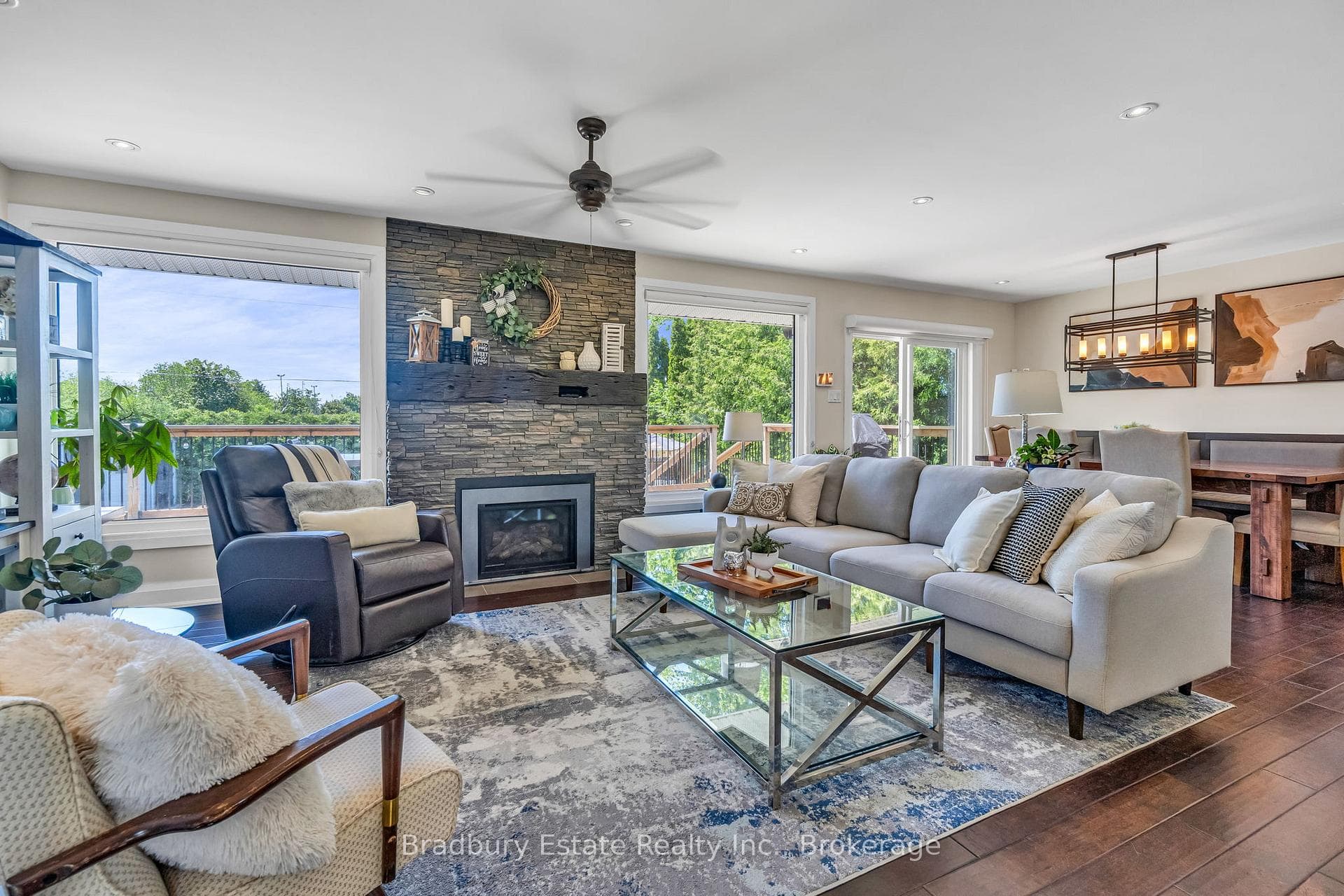 498 Wicklow Road - Detached photo 6 of 39 in Burlington, Ontario