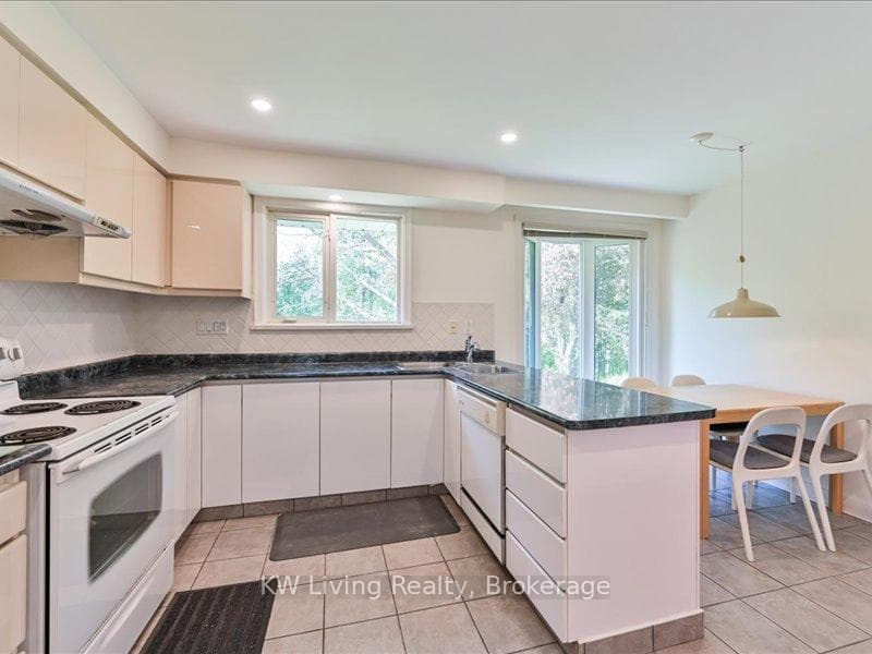 52 Hawksbury Drive - Detached photo 17 of 43 in Hillcrest Village / Bayview Village, Ontario