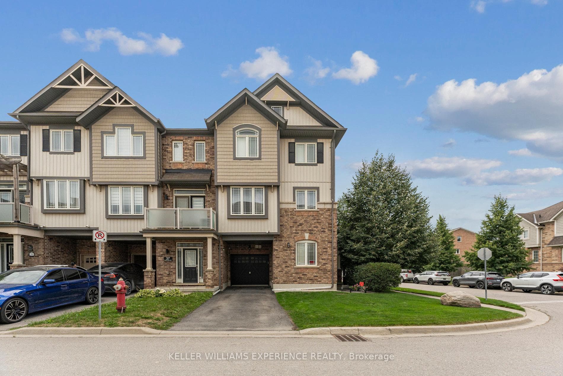31 Alnwick Avenue - Townhouse photo 1 of 31 in Caledon, Ontario